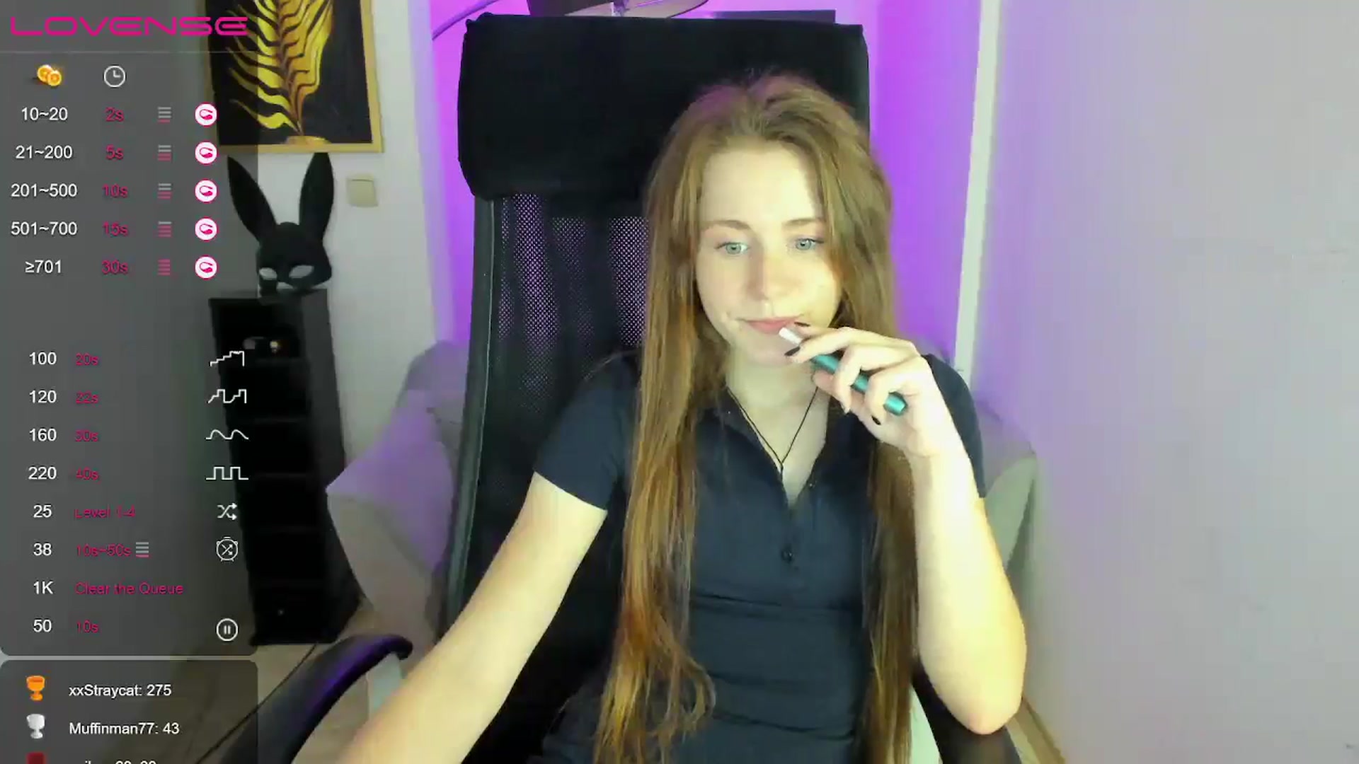 Gallery image thumbnail from Moonshinee's myfreecams stream on, 12/05/2024, 17:30 image 3 of 20