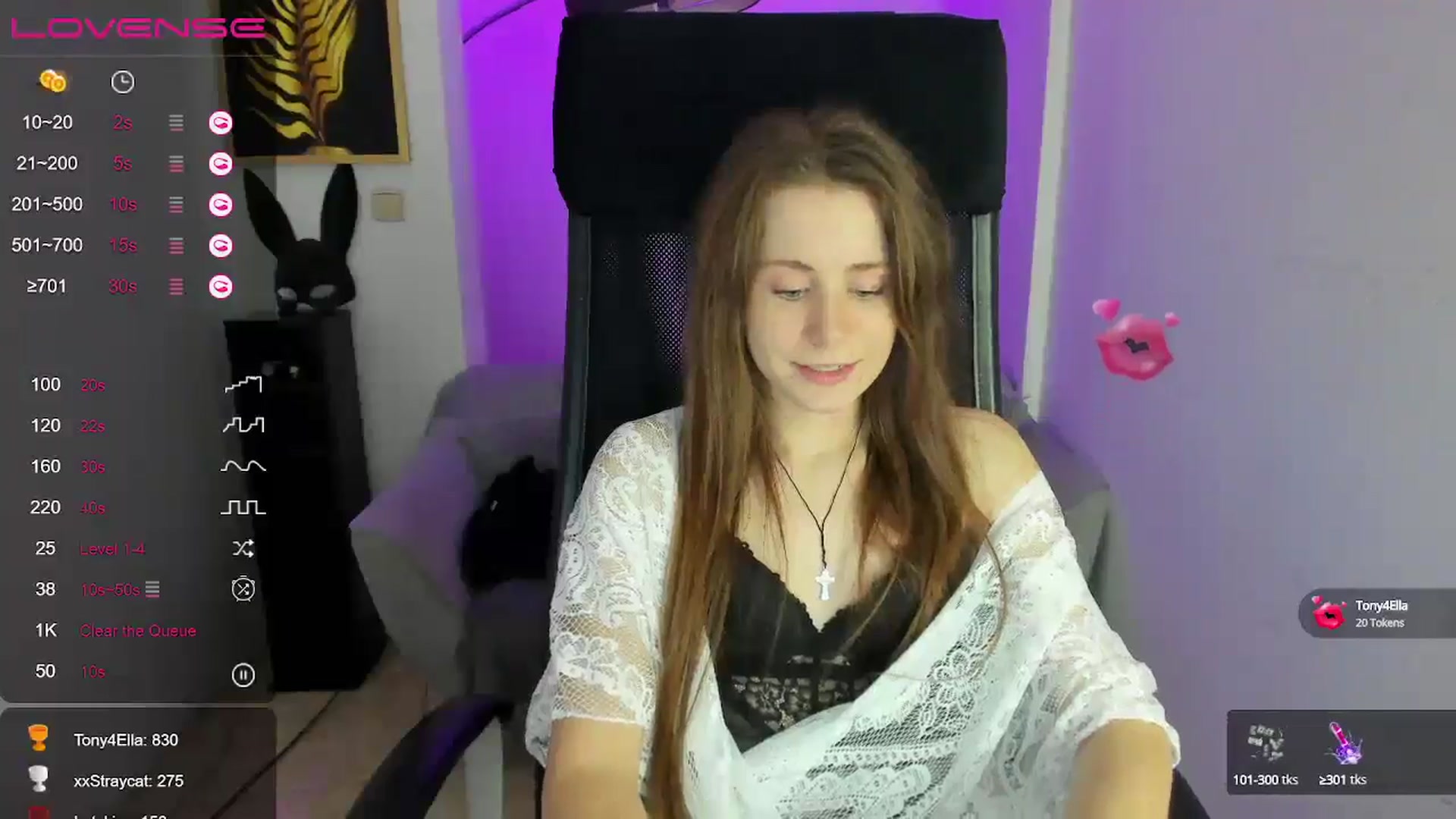 Gallery image thumbnail from Moonshinee's myfreecams stream on, 12/05/2024, 18:42 image 2 of 20
