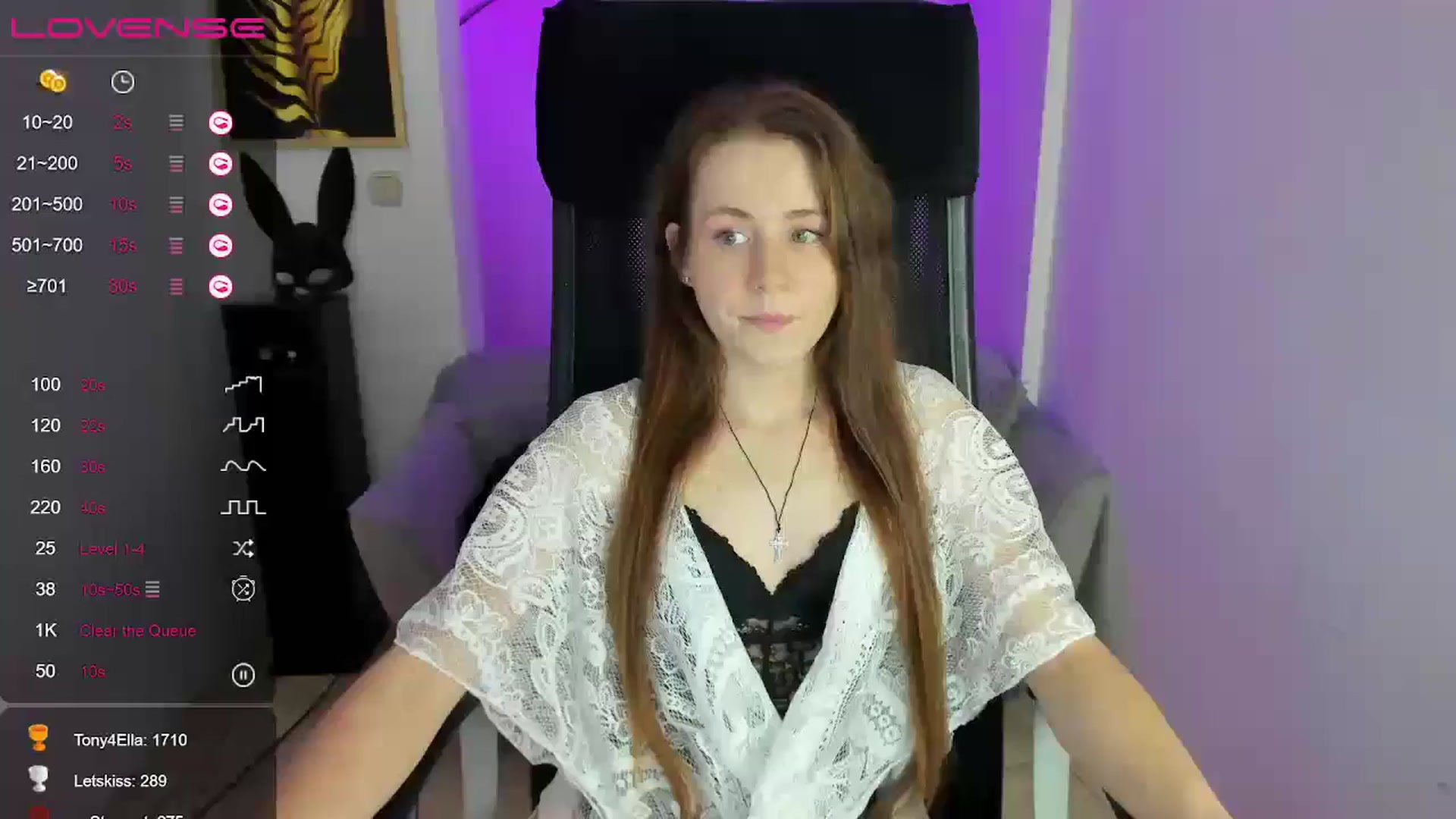 Gallery image thumbnail from Moonshinee's myfreecams stream on, 12/05/2024, 19:24 image 1 of 20