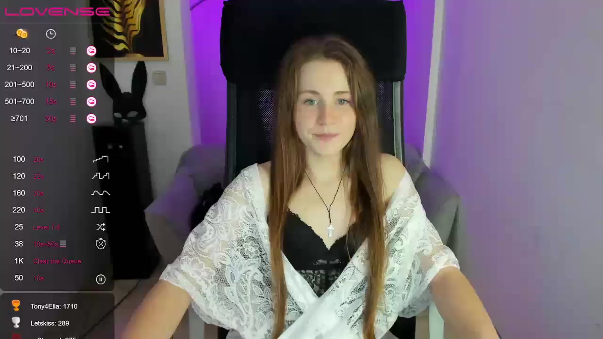 Gallery image thumbnail from Moonshinee's myfreecams stream on, 12/05/2024, 19:24 image 13 of 20