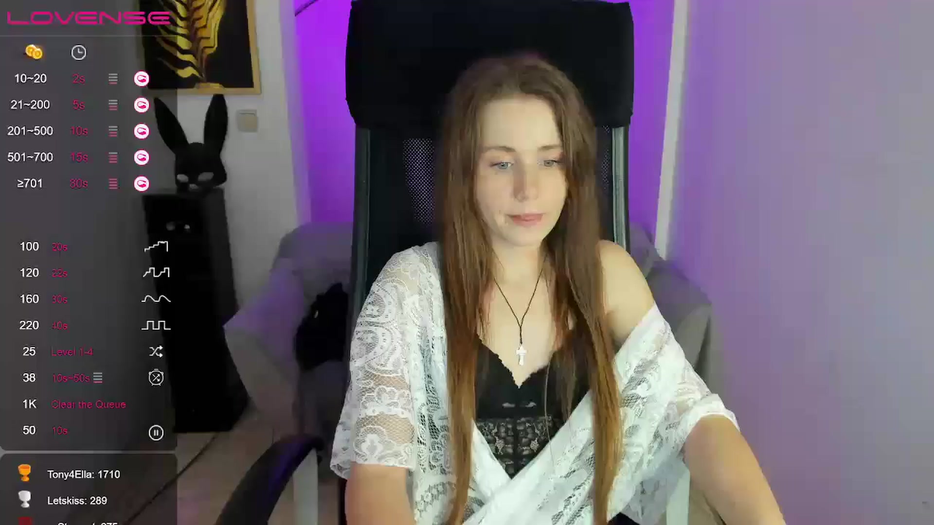Gallery image thumbnail from Moonshinee's myfreecams stream on, 12/05/2024, 19:24 image 19 of 20