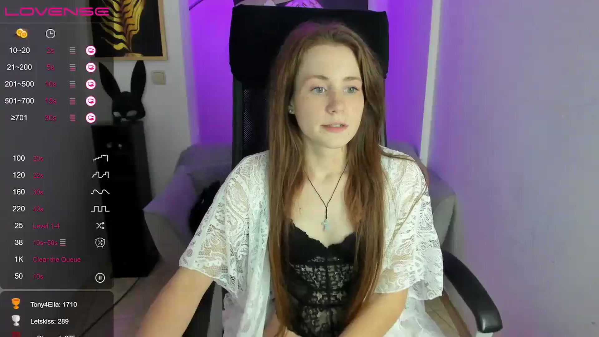 Gallery image thumbnail from Moonshinee's myfreecams stream on, 12/05/2024, 20:01 image 7 of 20
