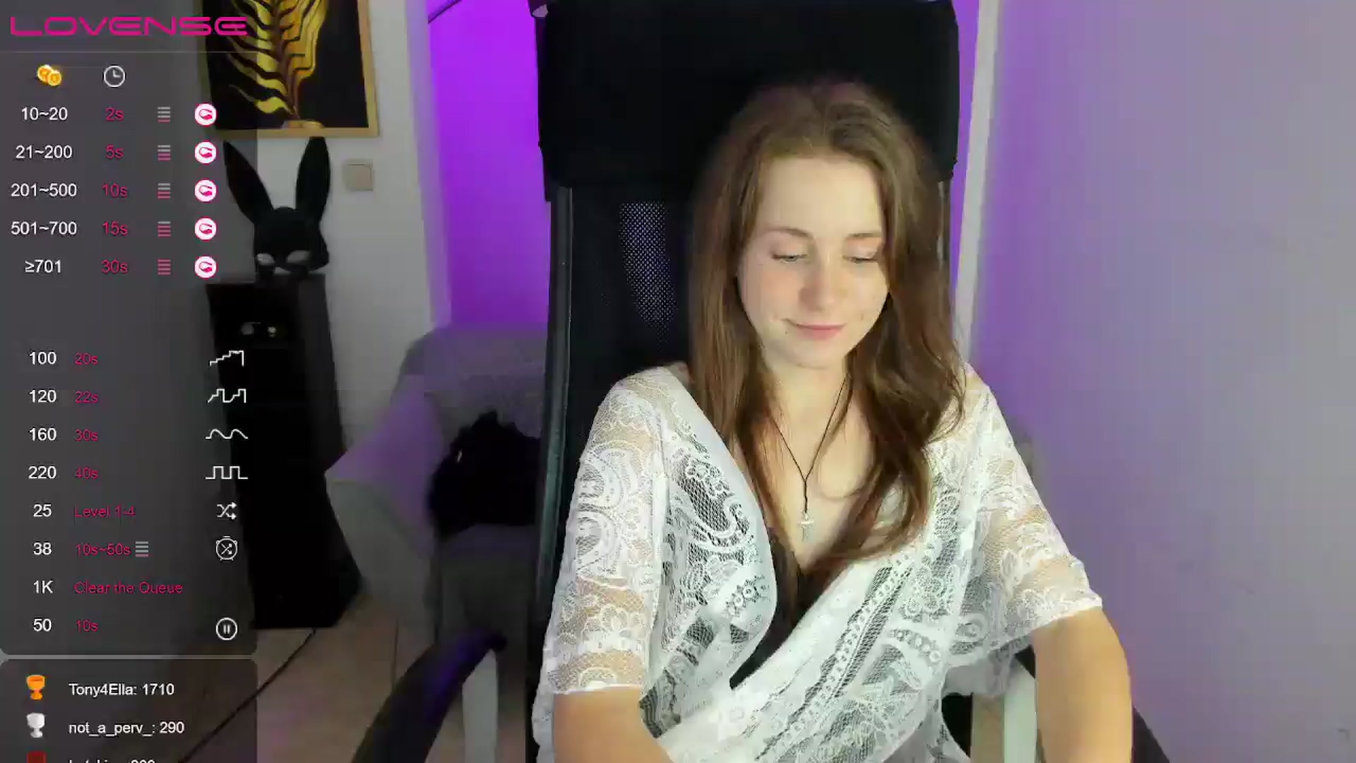 Gallery image thumbnail from Moonshinee's myfreecams stream on, 12/05/2024, 21:02 image 11 of 20