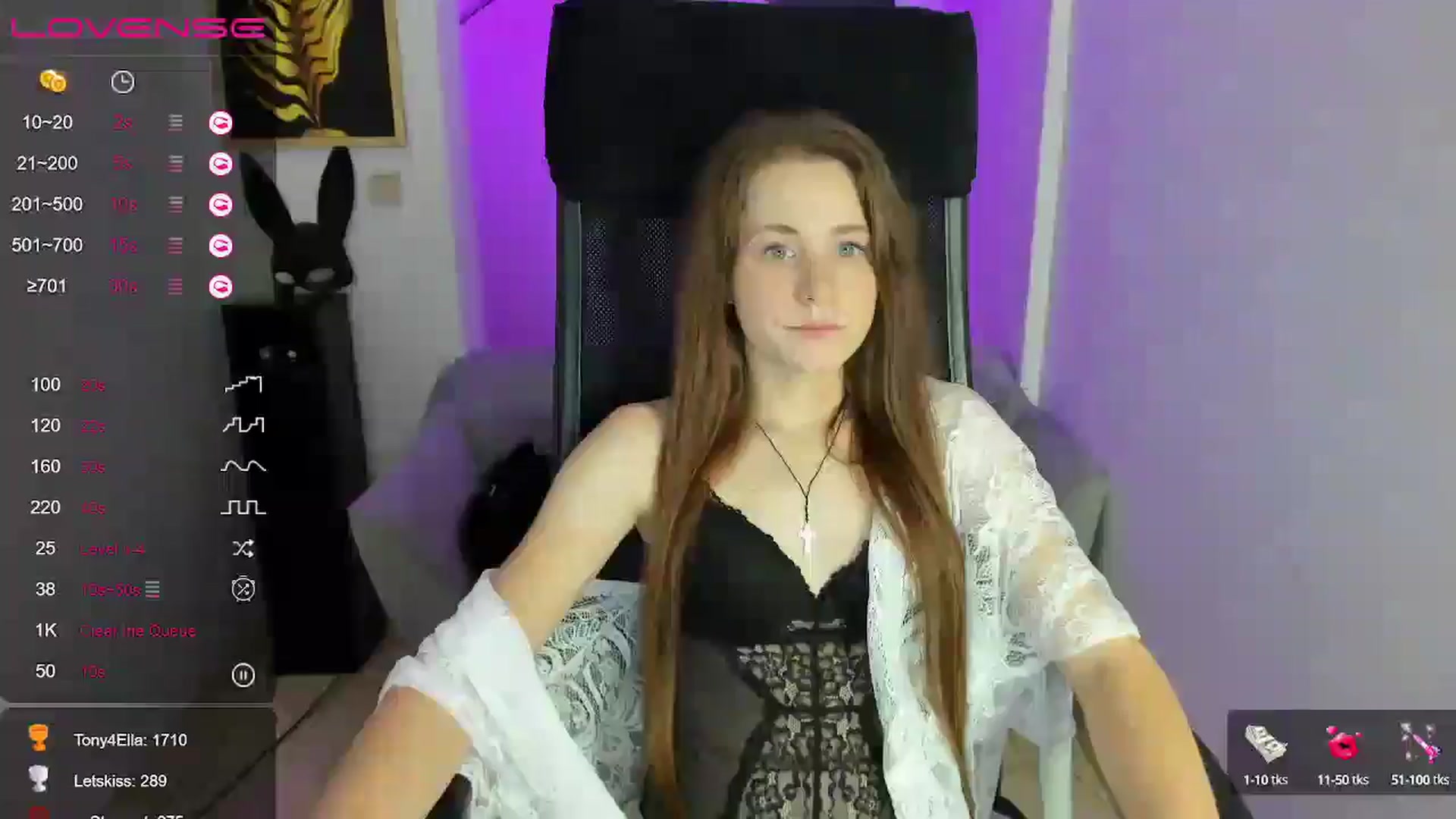 Gallery image thumbnail from Moonshinee's myfreecams stream on, 12/05/2024, 21:02 image 2 of 20