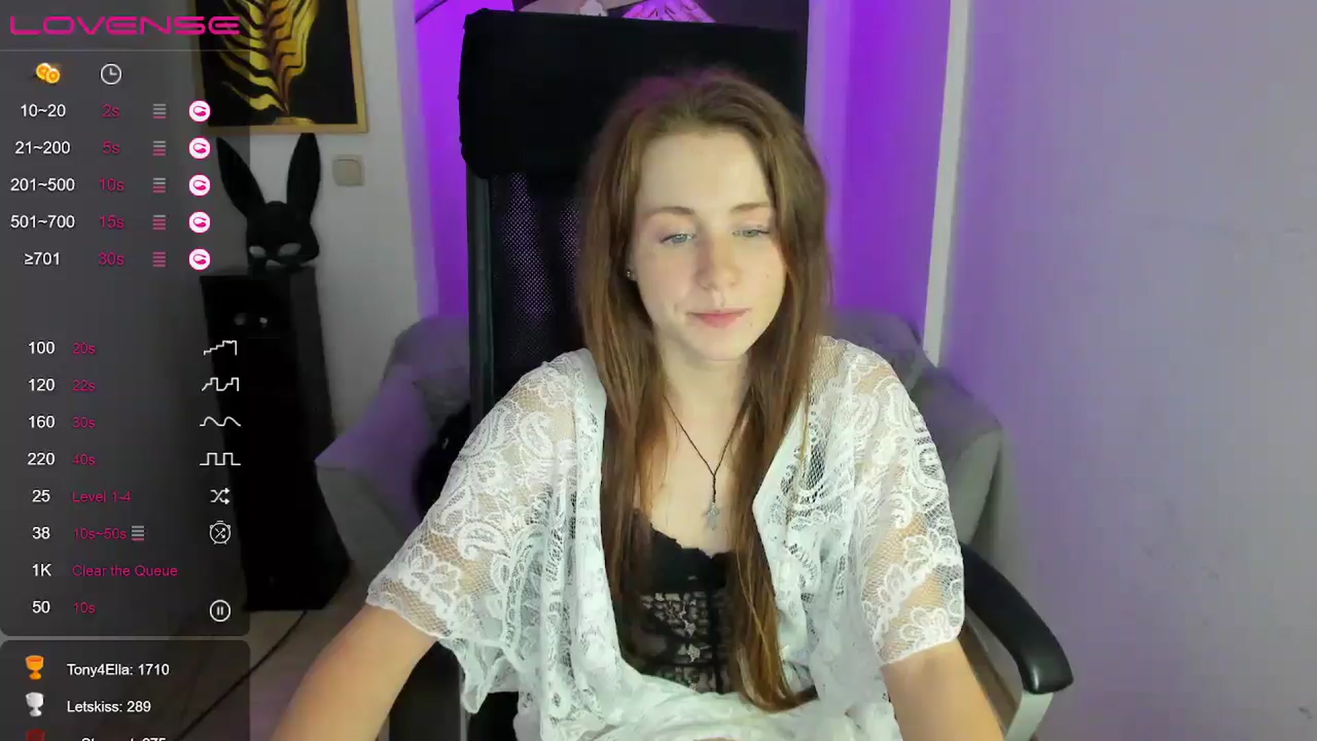 Gallery image thumbnail from Moonshinee's myfreecams stream on, 12/05/2024, 21:02 image 8 of 20