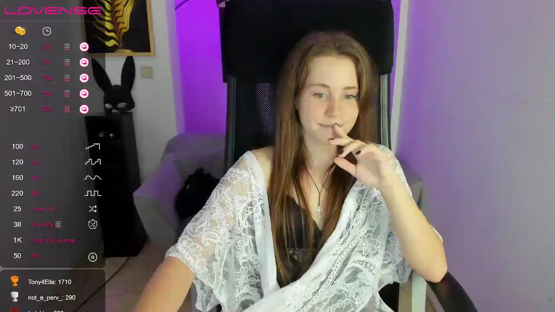 Gallery image thumbnail from Moonshinee's myfreecams stream on, 12/05/2024, 21:02 image 10 of 20