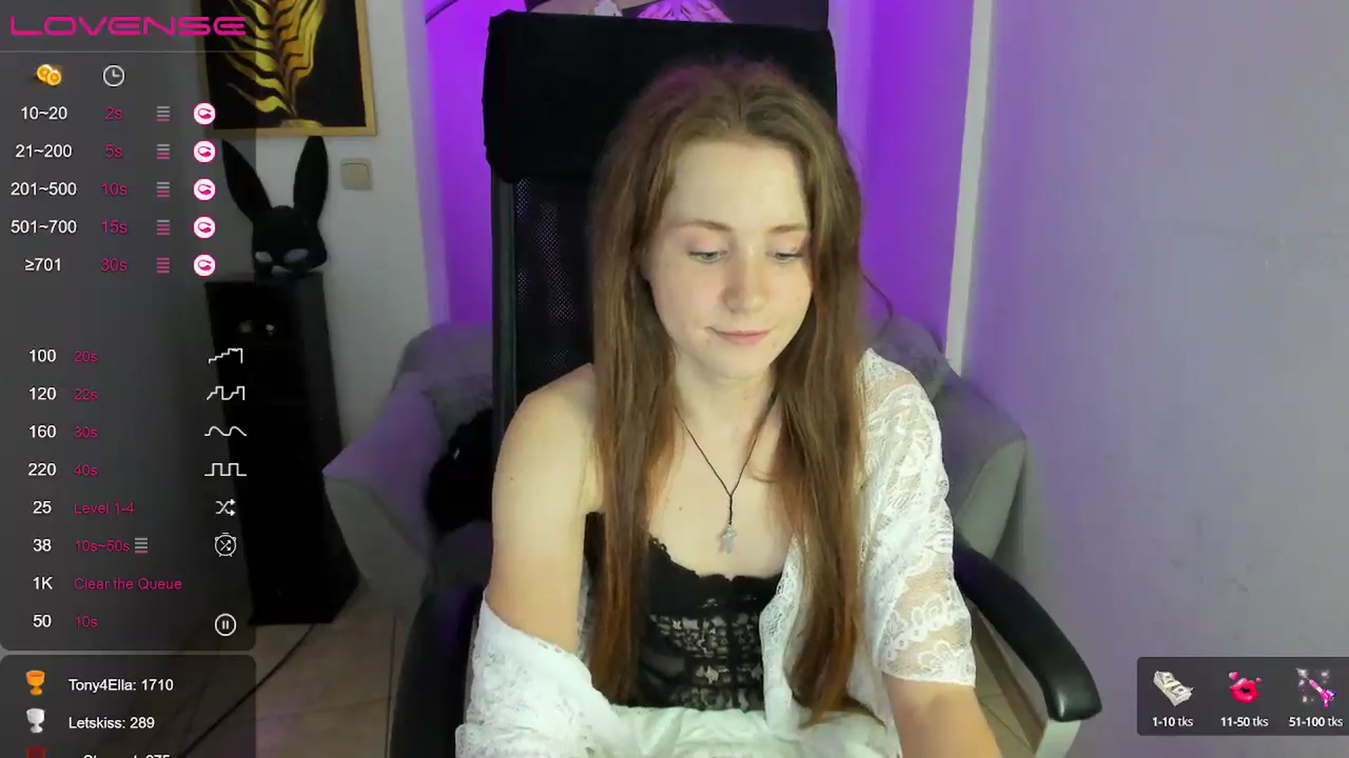 Gallery image thumbnail from Moonshinee's myfreecams stream on, 12/05/2024, 21:02 image 6 of 20