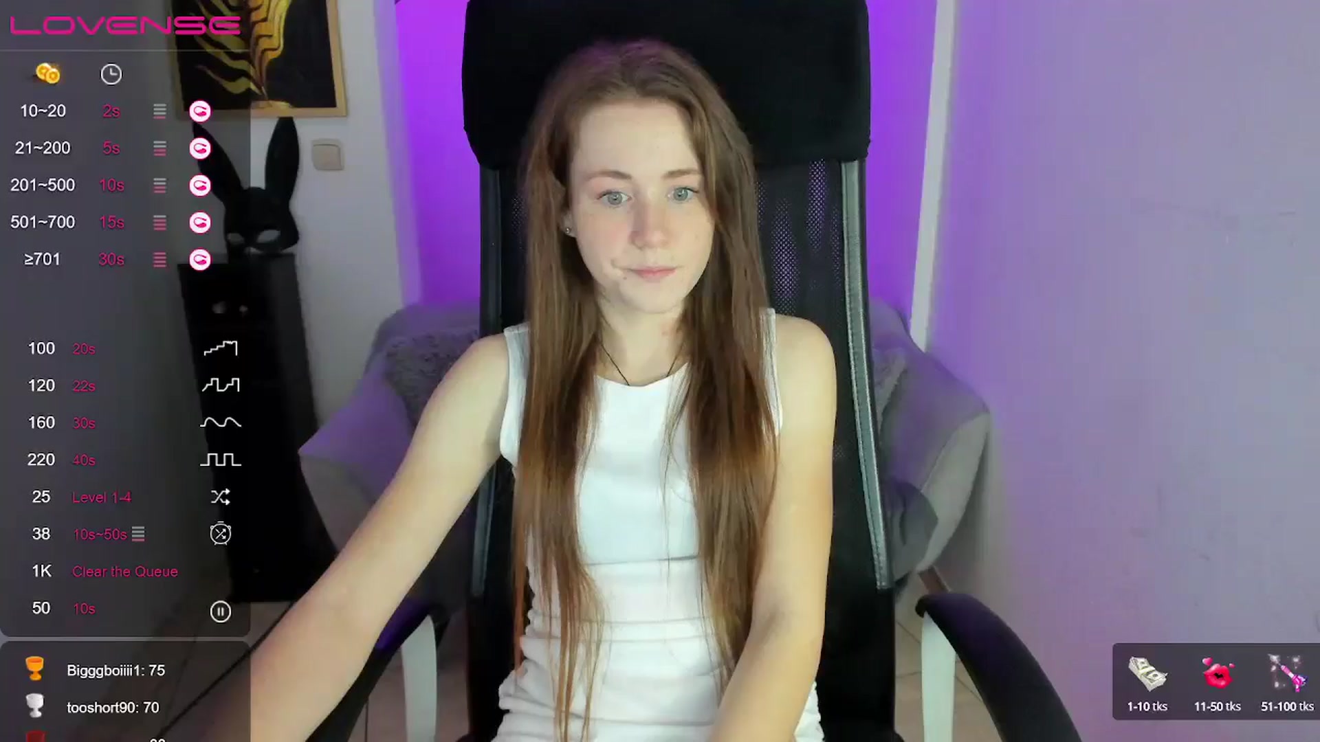 Gallery image thumbnail from Moonshinee's myfreecams stream on, 12/06/2024, 14:51 image 2 of 20
