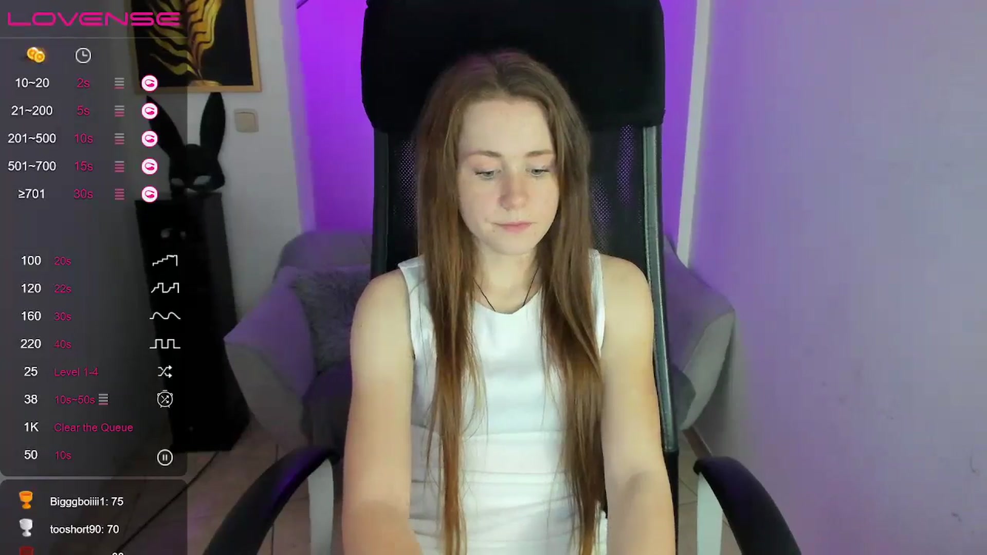 Gallery image thumbnail from Moonshinee's myfreecams stream on, 12/06/2024, 16:07 image 13 of 20