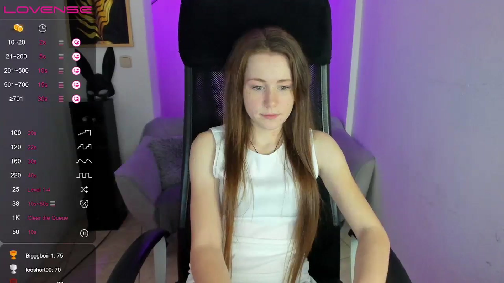 Gallery image thumbnail from Moonshinee's myfreecams stream on, 12/06/2024, 16:07 image 12 of 20