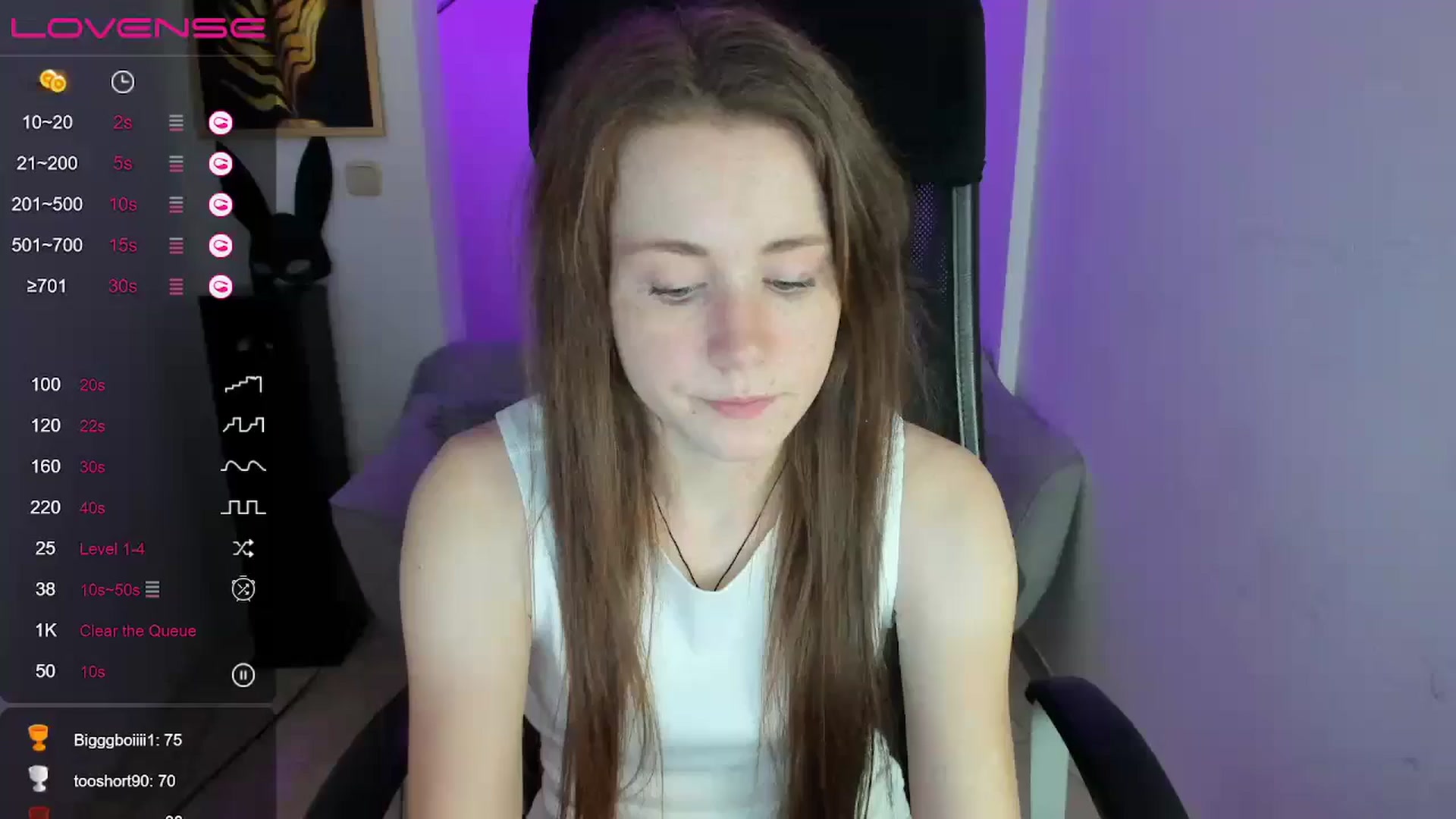 Gallery image thumbnail from Moonshinee's myfreecams stream on, 12/06/2024, 16:07 image 18 of 20