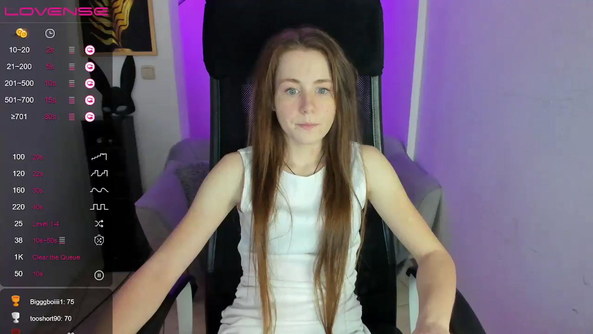 Gallery image thumbnail from Moonshinee's myfreecams stream on, 12/06/2024, 16:07 image 5 of 20