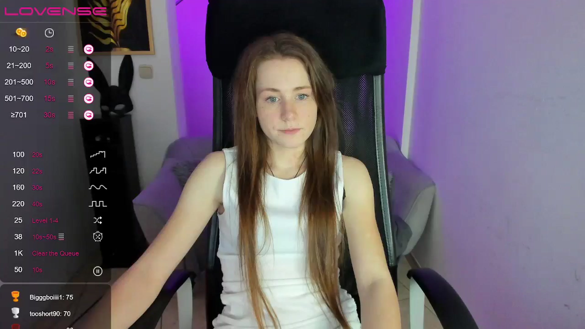 Gallery image thumbnail from Moonshinee's myfreecams stream on, 12/06/2024, 16:07 image 17 of 20