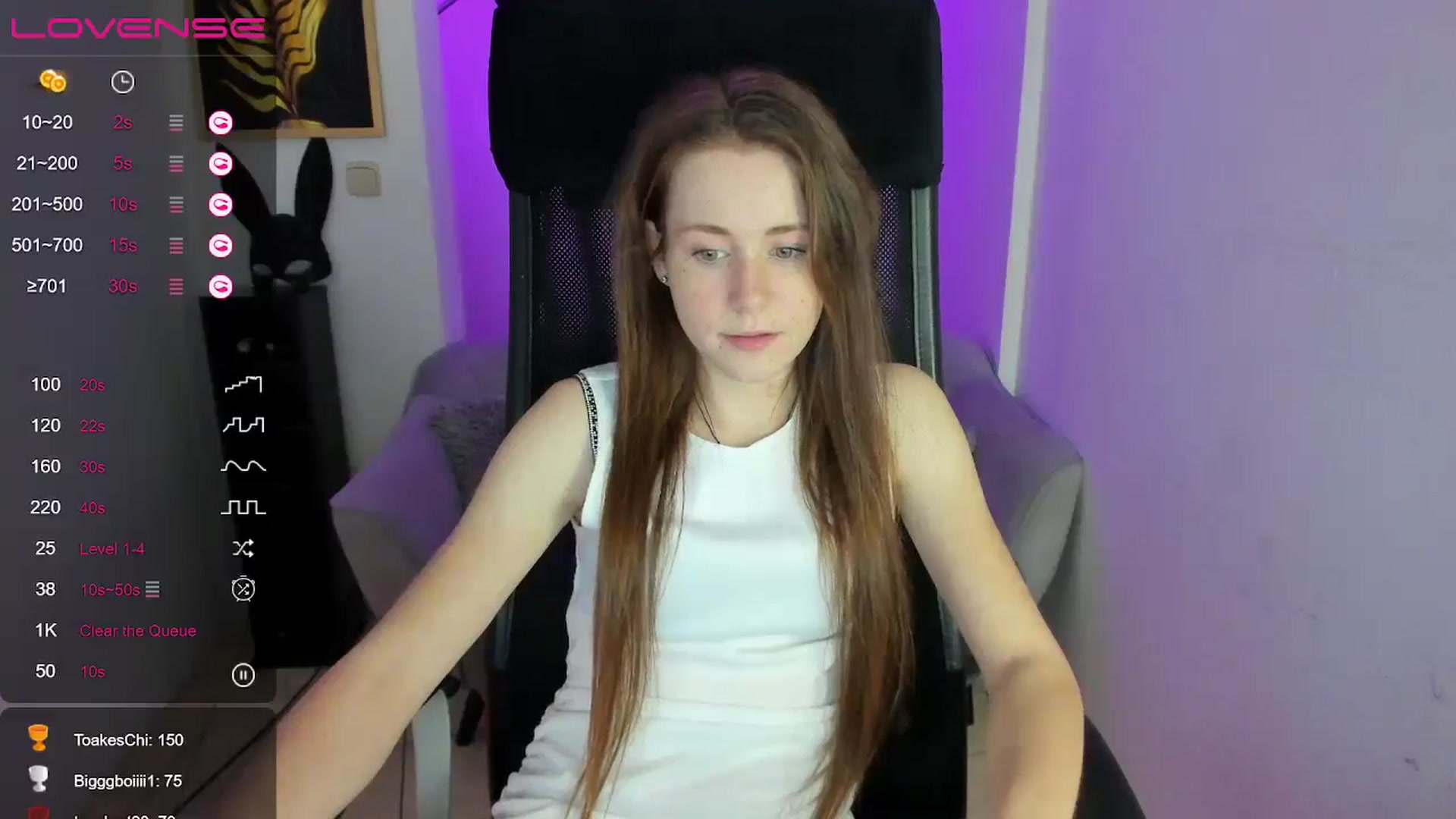 Gallery image thumbnail from Moonshinee's myfreecams stream on, 12/06/2024, 16:44 image 10 of 20