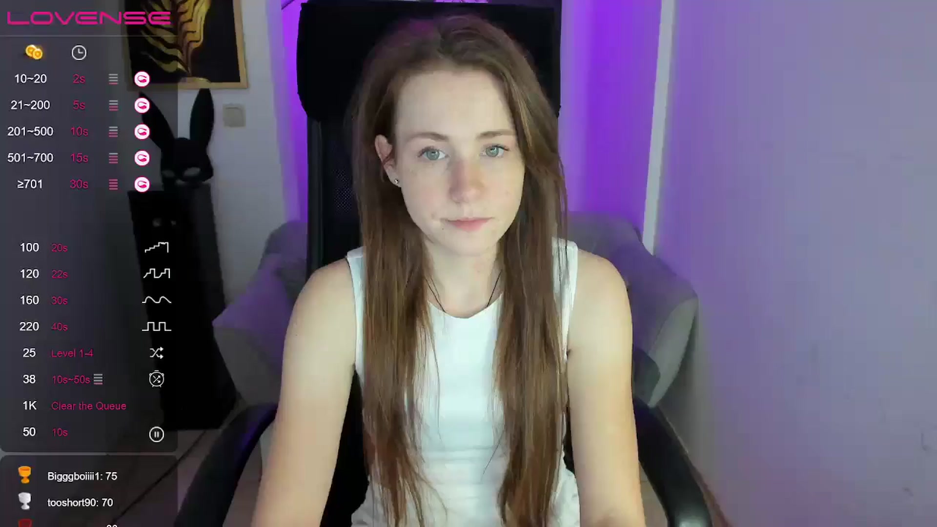 Gallery image thumbnail from Moonshinee's myfreecams stream on, 12/06/2024, 16:44 image 2 of 20