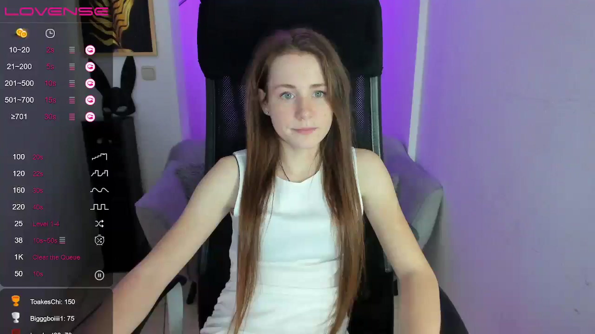 Gallery image thumbnail from Moonshinee's myfreecams stream on, 12/06/2024, 16:44 image 9 of 20