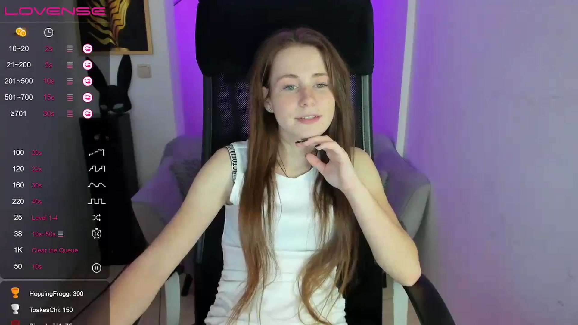 Gallery image thumbnail from Moonshinee's myfreecams stream on, 12/06/2024, 16:44 image 17 of 20