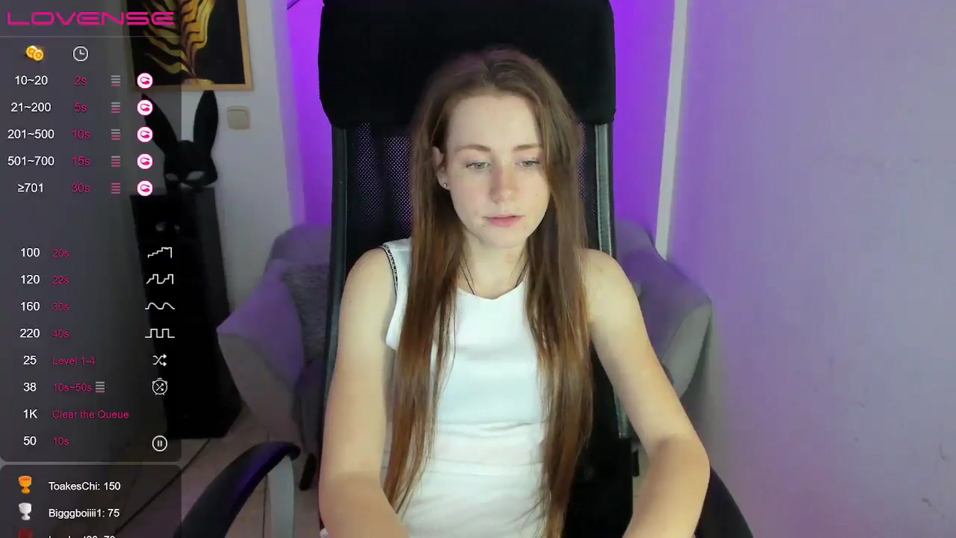 Gallery image thumbnail from Moonshinee's myfreecams stream on, 12/06/2024, 16:44 image 11 of 20