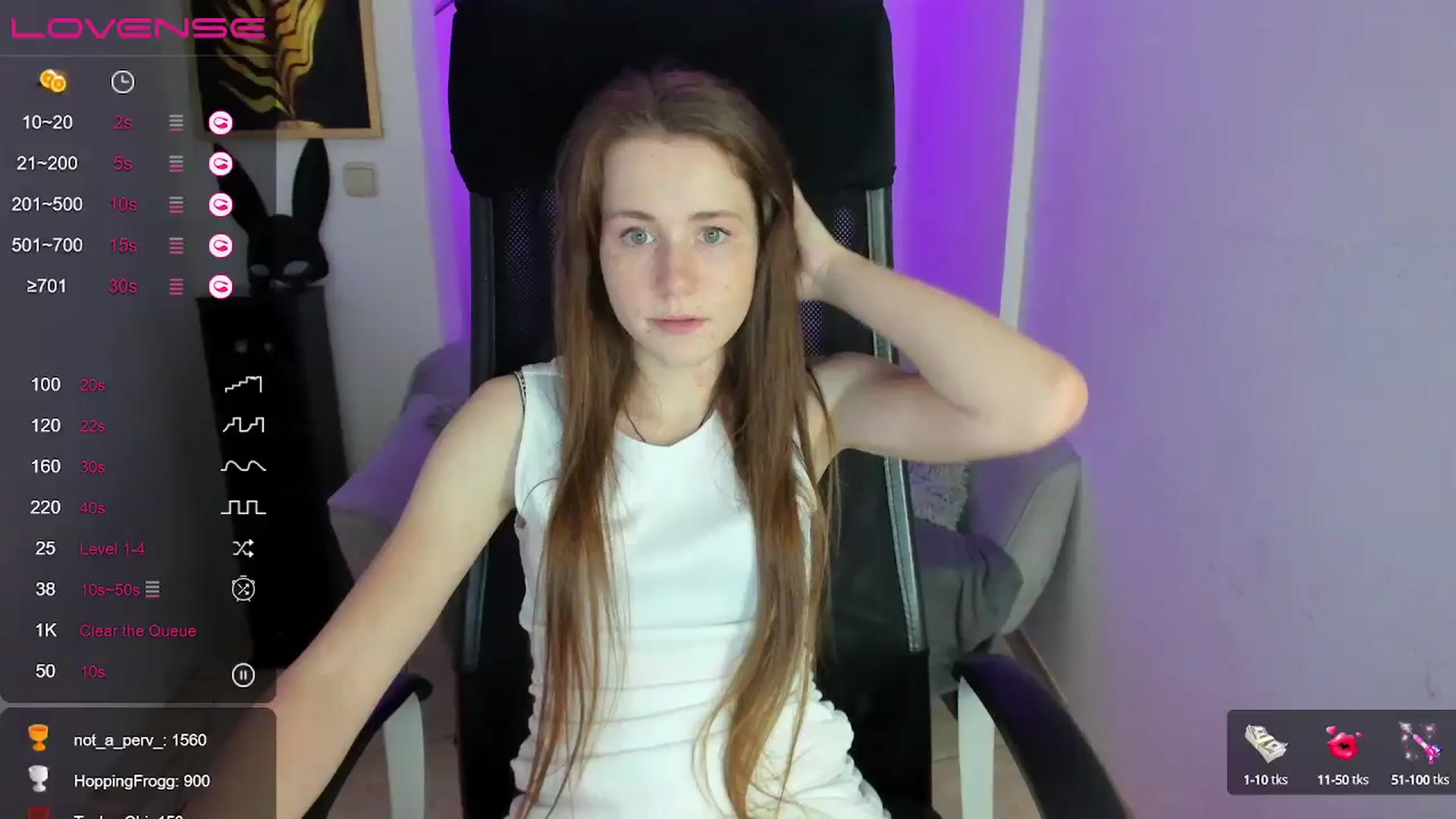 Gallery image thumbnail from Moonshinee's myfreecams stream on, 12/06/2024, 19:06 image 14 of 20
