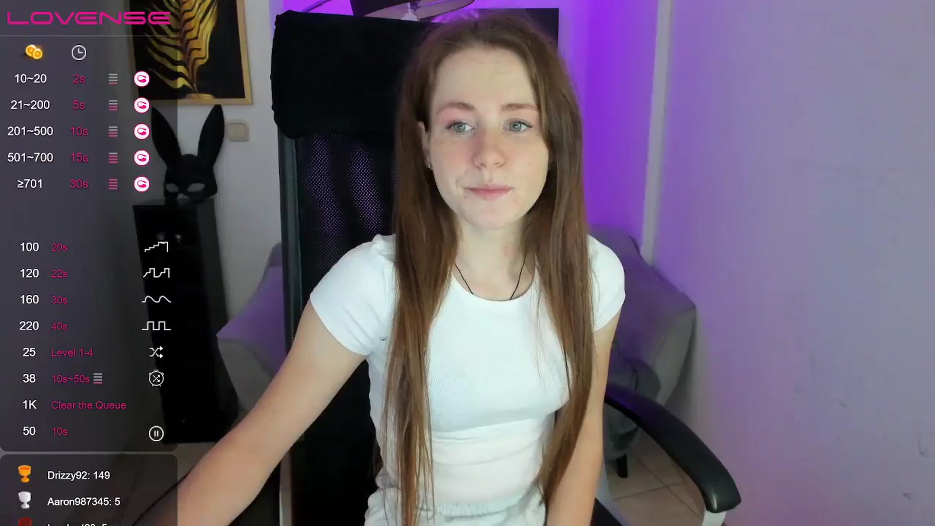 Gallery image thumbnail from Moonshinee's myfreecams stream on, 12/08/2024, 13:51 image 1 of 20