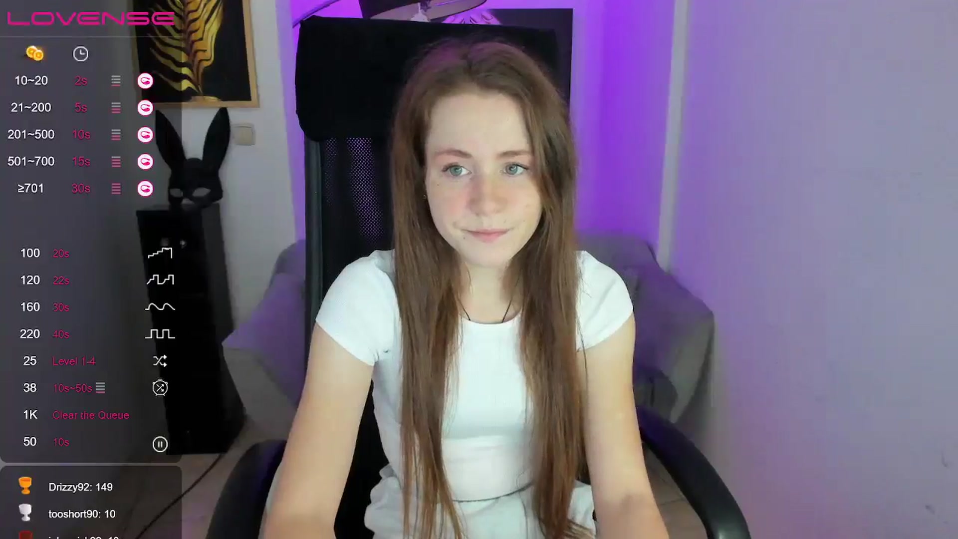 Gallery image thumbnail from Moonshinee's myfreecams stream on, 12/08/2024, 13:51 image 9 of 20