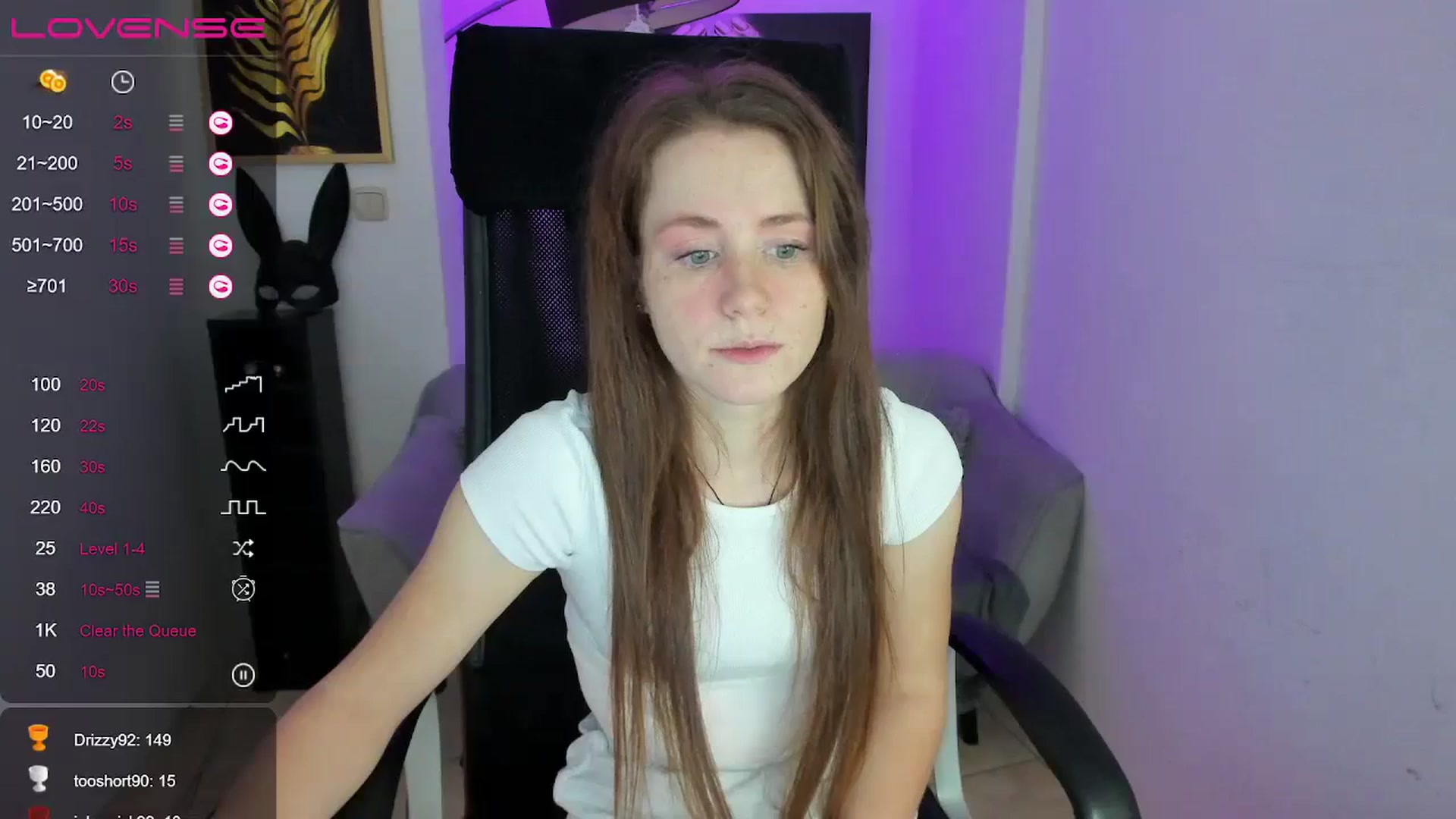 Gallery image thumbnail from Moonshinee's myfreecams stream on, 12/08/2024, 13:51 image 17 of 20