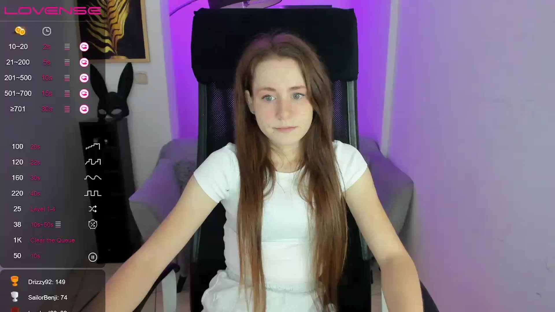 Gallery image thumbnail from Moonshinee's myfreecams stream on, 12/08/2024, 14:26 image 2 of 20