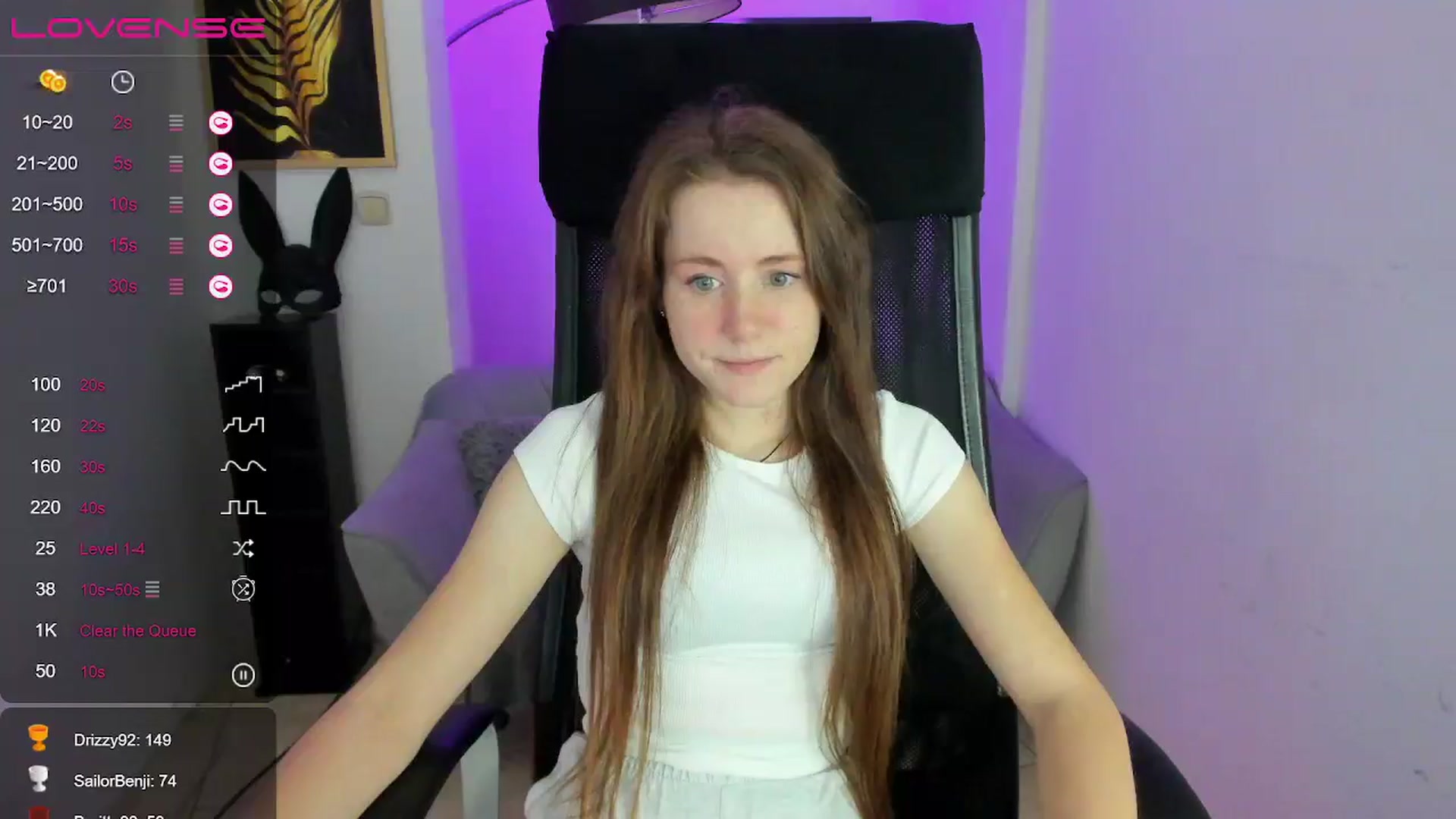 Gallery image thumbnail from Moonshinee's myfreecams stream on, 12/08/2024, 15:43 image 3 of 20