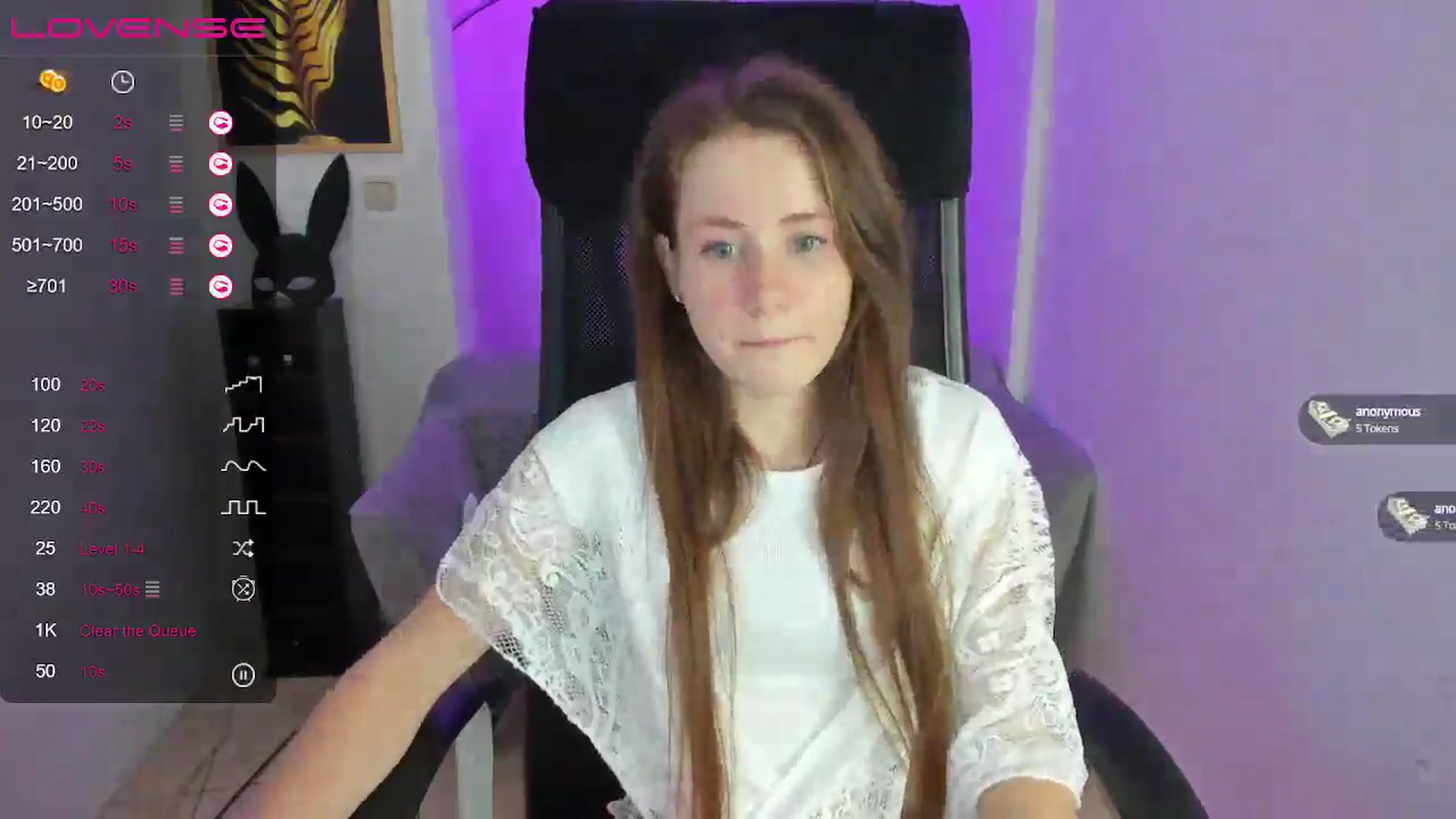 Gallery image thumbnail from Moonshinee's myfreecams stream on, 12/08/2024, 18:51 image 3 of 20
