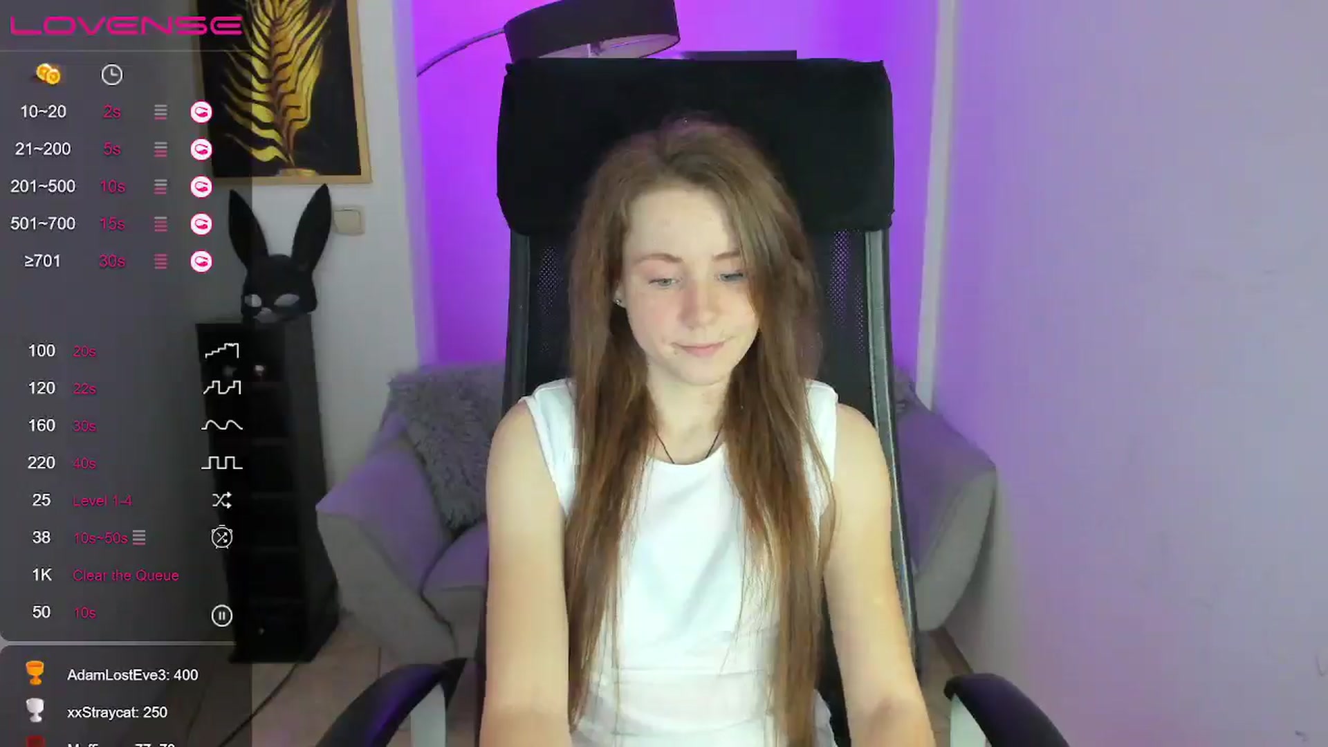 Gallery image thumbnail from Moonshinee's myfreecams stream on, 12/10/2024, 14:41 image 19 of 20