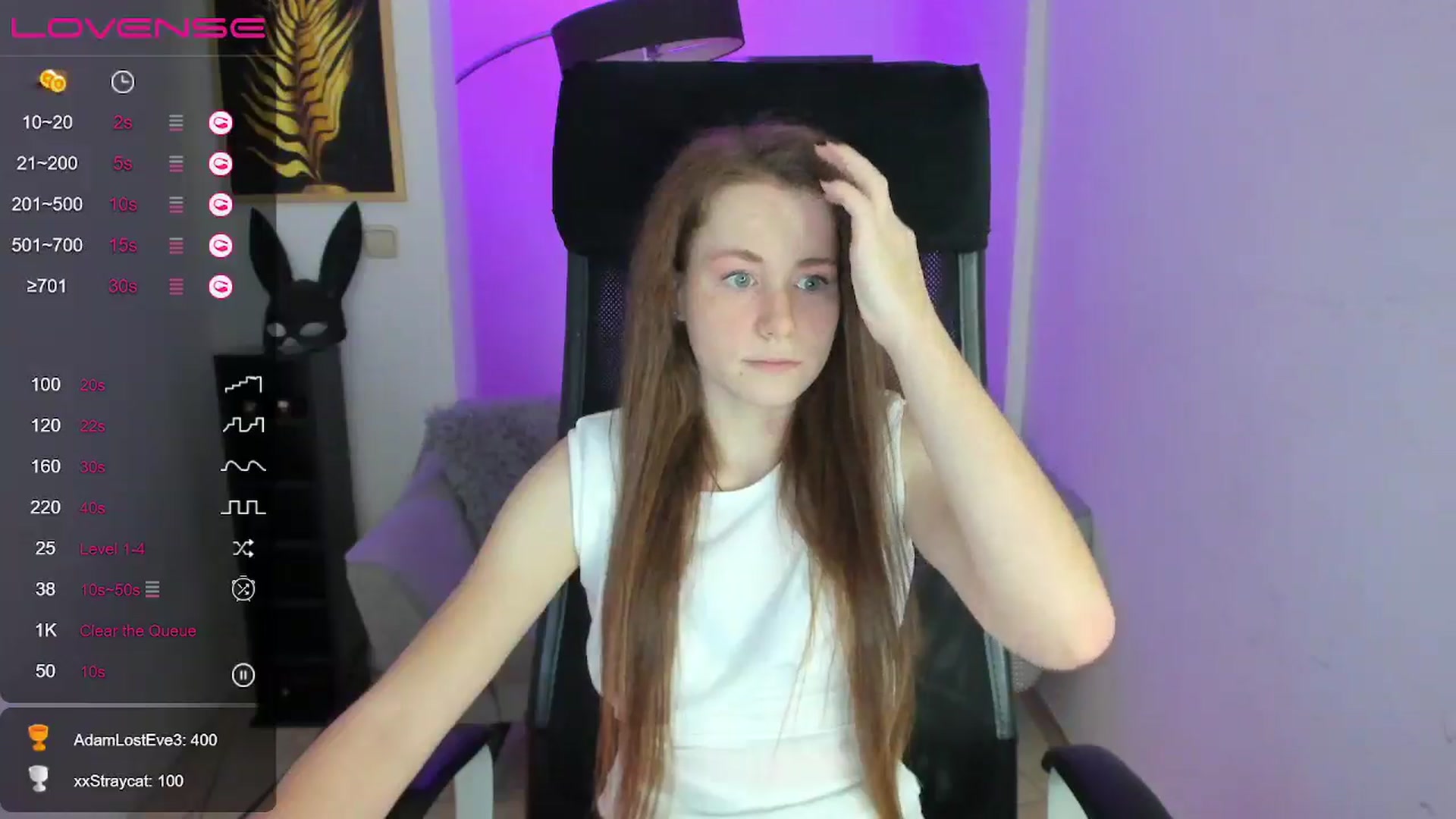 Gallery image thumbnail from Moonshinee's myfreecams stream on, 12/10/2024, 14:41 image 10 of 20