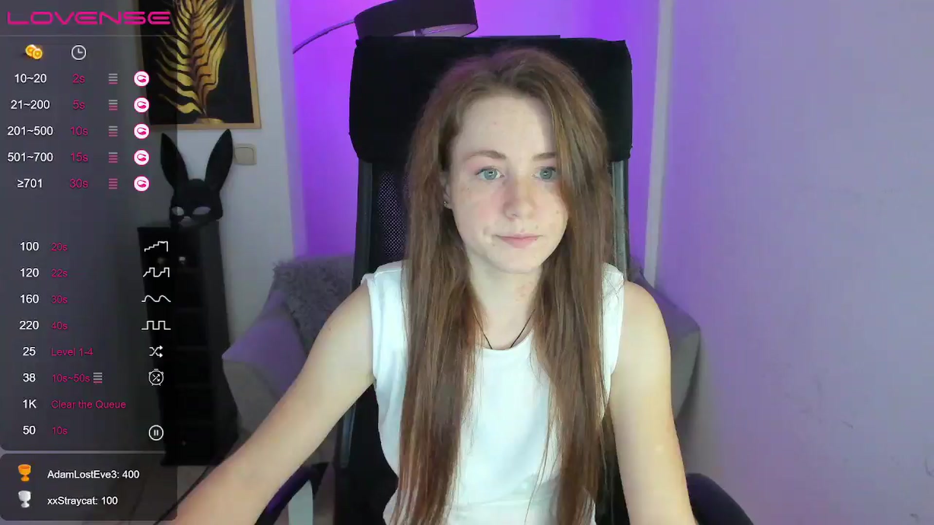 Gallery image thumbnail from Moonshinee's myfreecams stream on, 12/10/2024, 14:41 image 9 of 20