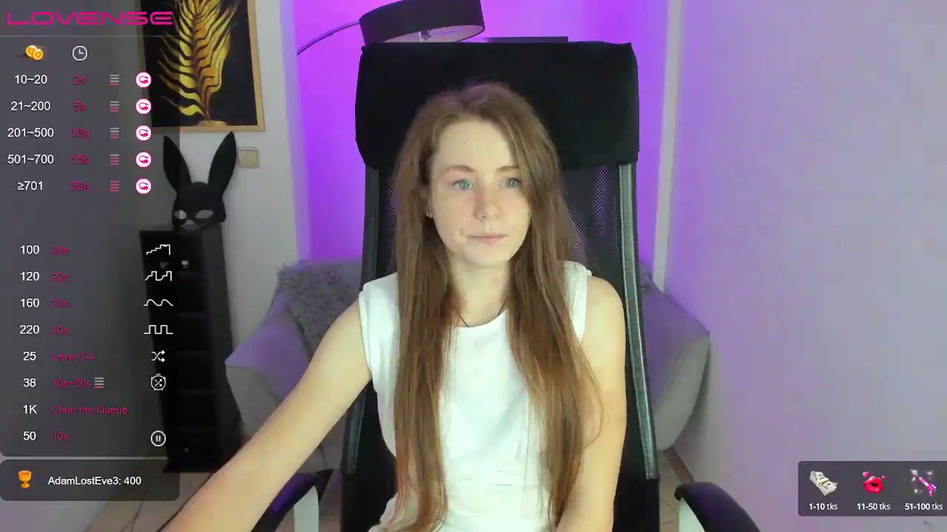 Gallery image thumbnail from Moonshinee's myfreecams stream on, 12/10/2024, 14:41 image 5 of 20
