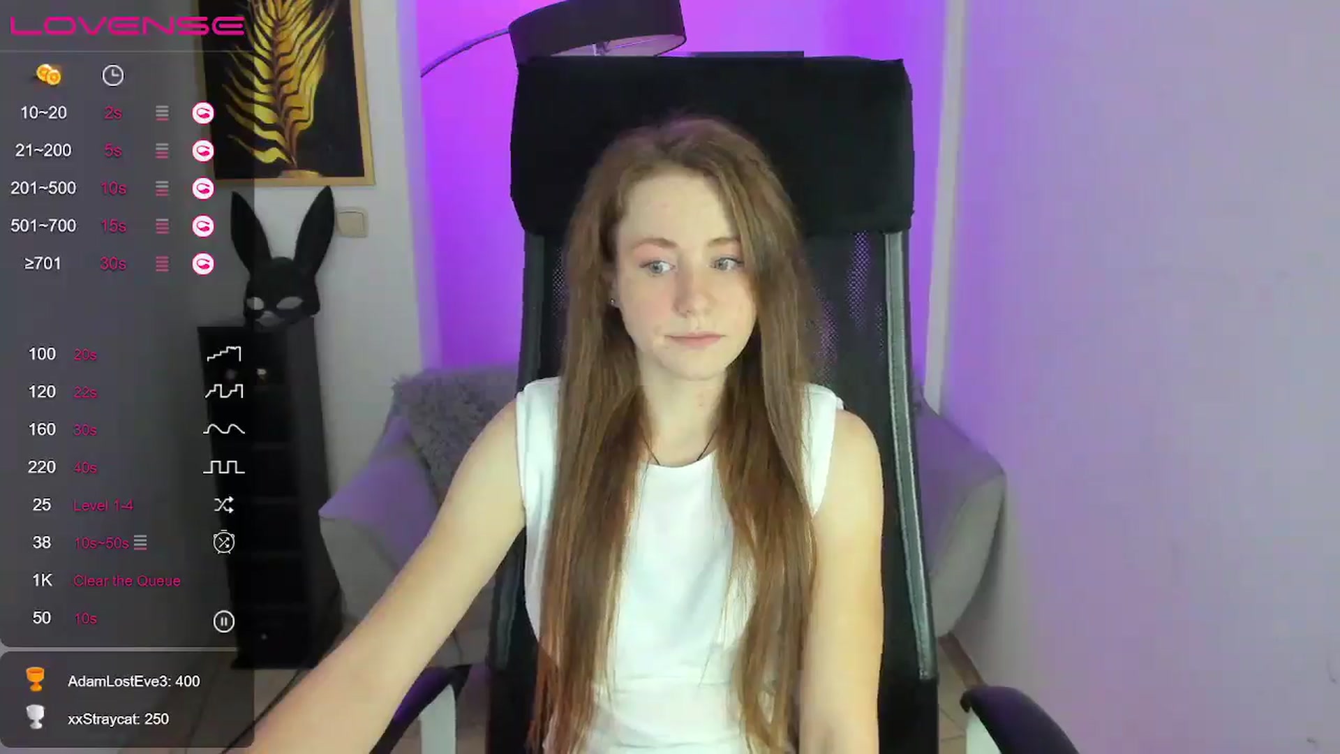 Gallery image thumbnail from Moonshinee's myfreecams stream on, 12/10/2024, 14:41 image 12 of 20