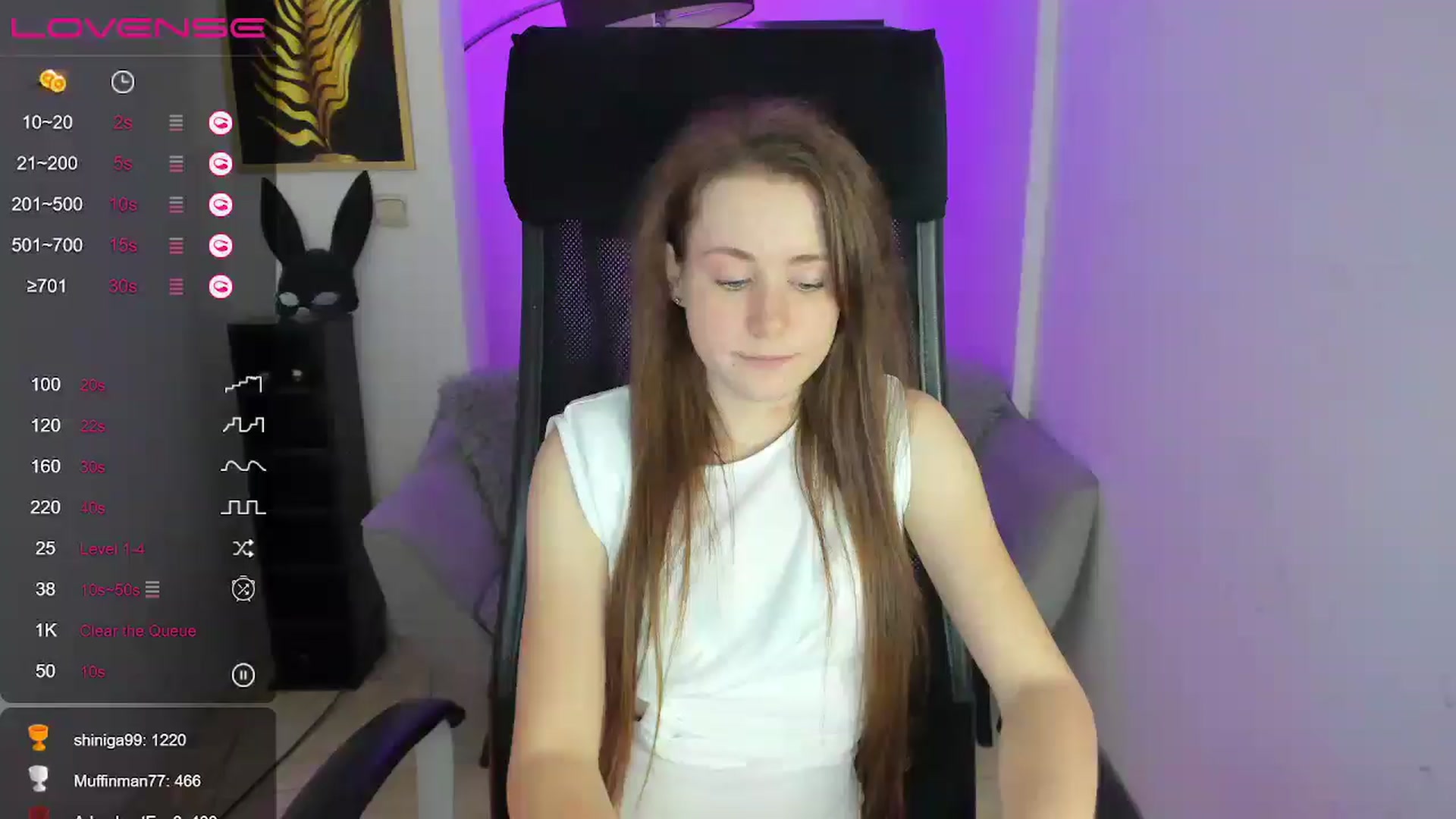 Gallery image thumbnail from Moonshinee's myfreecams stream on, 12/10/2024, 16:17 image 20 of 20