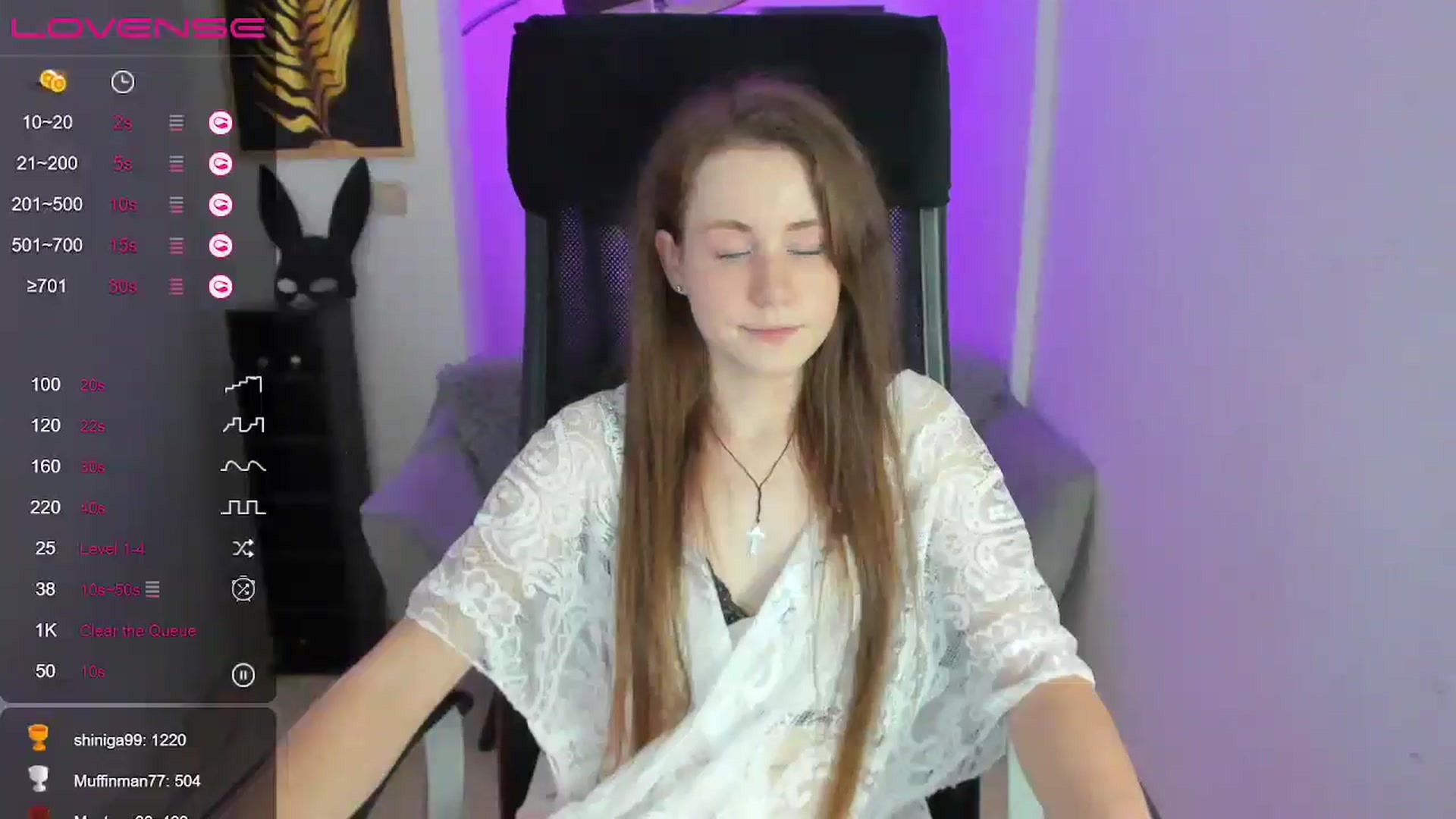 Gallery image thumbnail from Moonshinee's myfreecams stream on, 12/10/2024, 19:53 image 7 of 20
