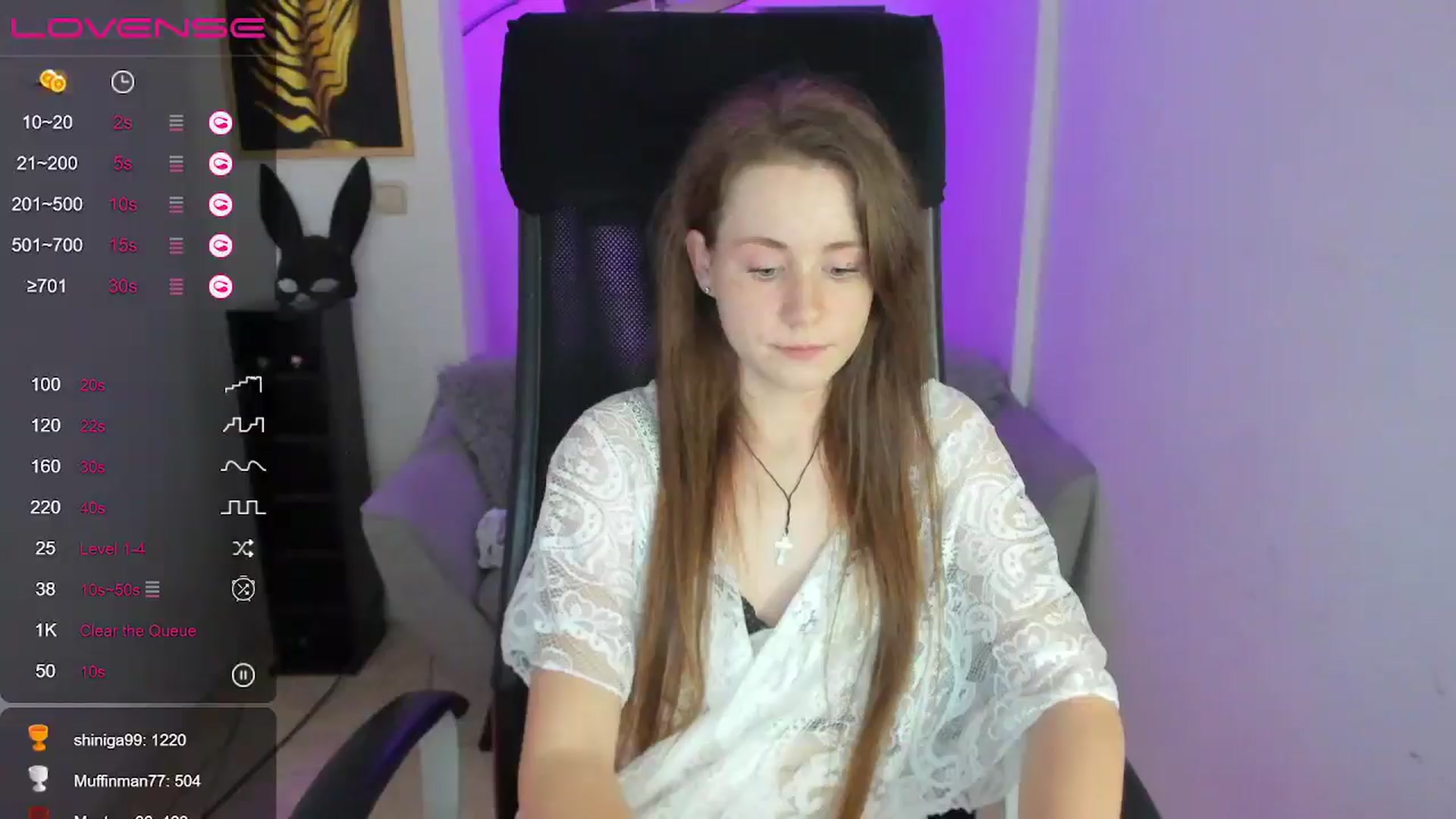 Gallery image thumbnail from Moonshinee's myfreecams stream on, 12/10/2024, 19:53 image 6 of 20