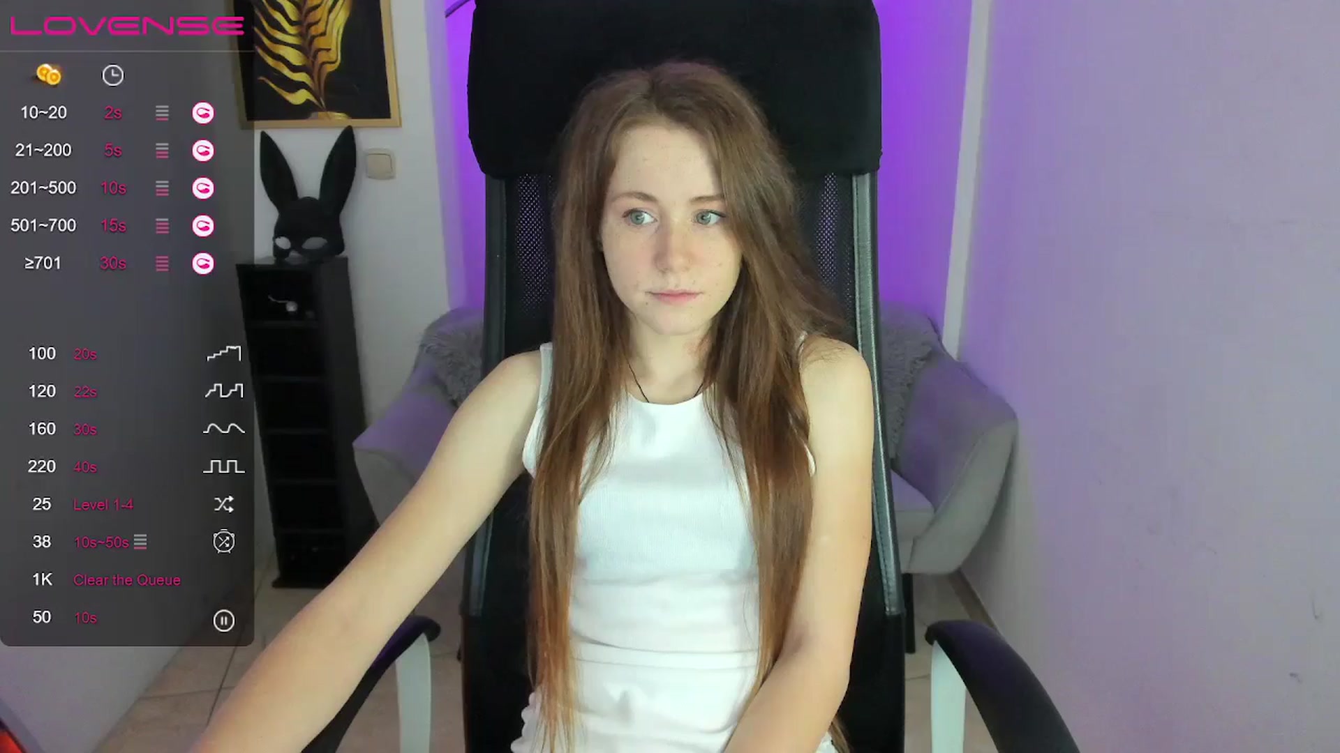 Gallery image thumbnail from Moonshinee's myfreecams stream on, 12/12/2024, 13:22 image 18 of 20