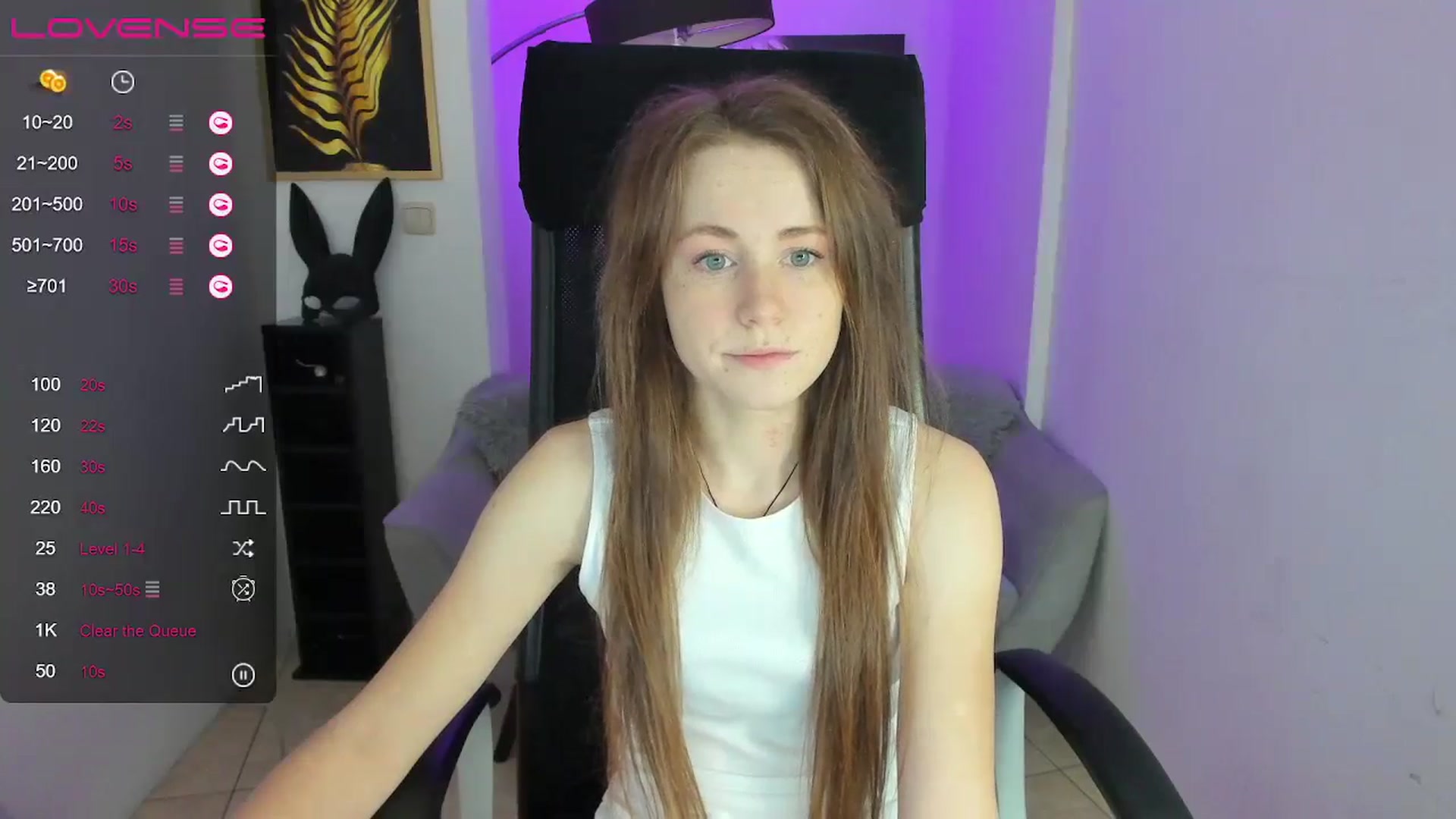 Gallery image thumbnail from Moonshinee's myfreecams stream on, 12/12/2024, 13:22 image 2 of 20