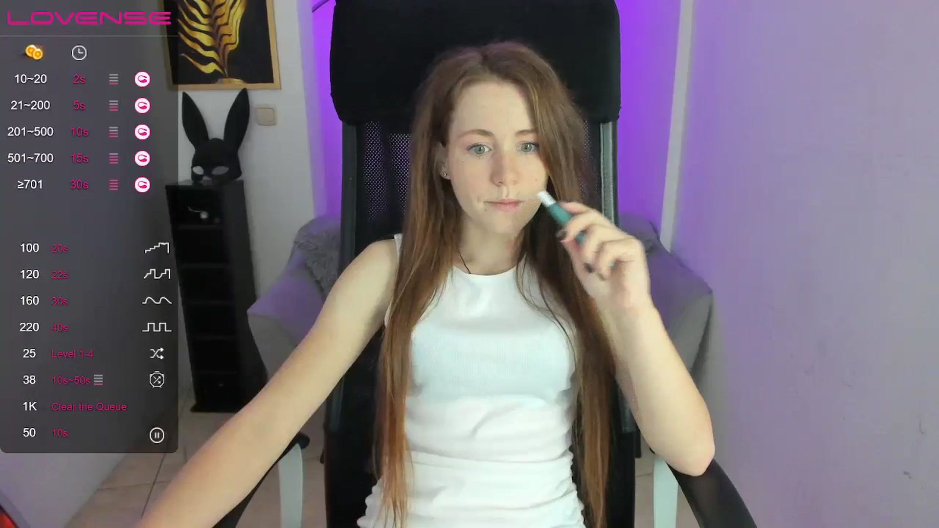 Gallery image thumbnail from Moonshinee's myfreecams stream on, 12/12/2024, 13:22 image 5 of 20