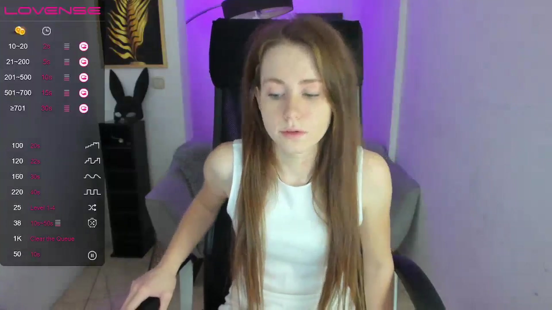 Gallery image thumbnail from Moonshinee's myfreecams stream on, 12/12/2024, 13:22 image 3 of 20