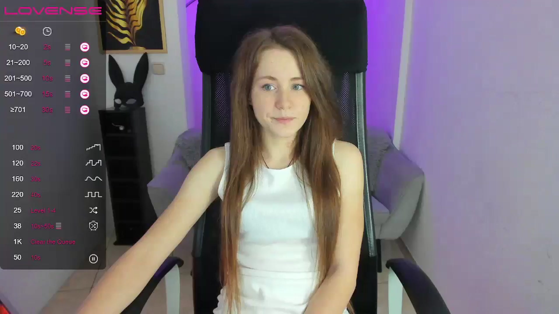 Gallery image thumbnail from Moonshinee's myfreecams stream on, 12/12/2024, 13:22 image 15 of 20