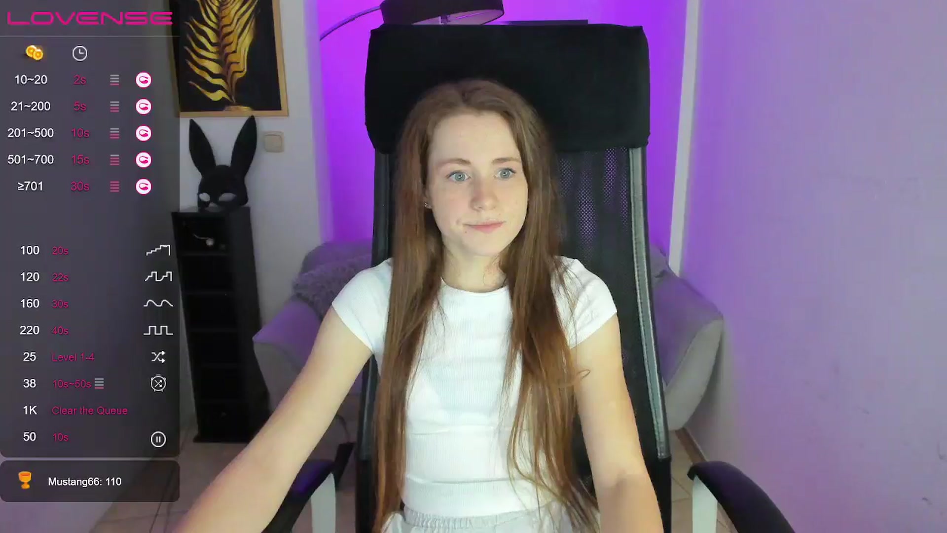 Gallery image thumbnail from Moonshinee's myfreecams stream on, 12/13/2024, 14:31 image 4 of 20