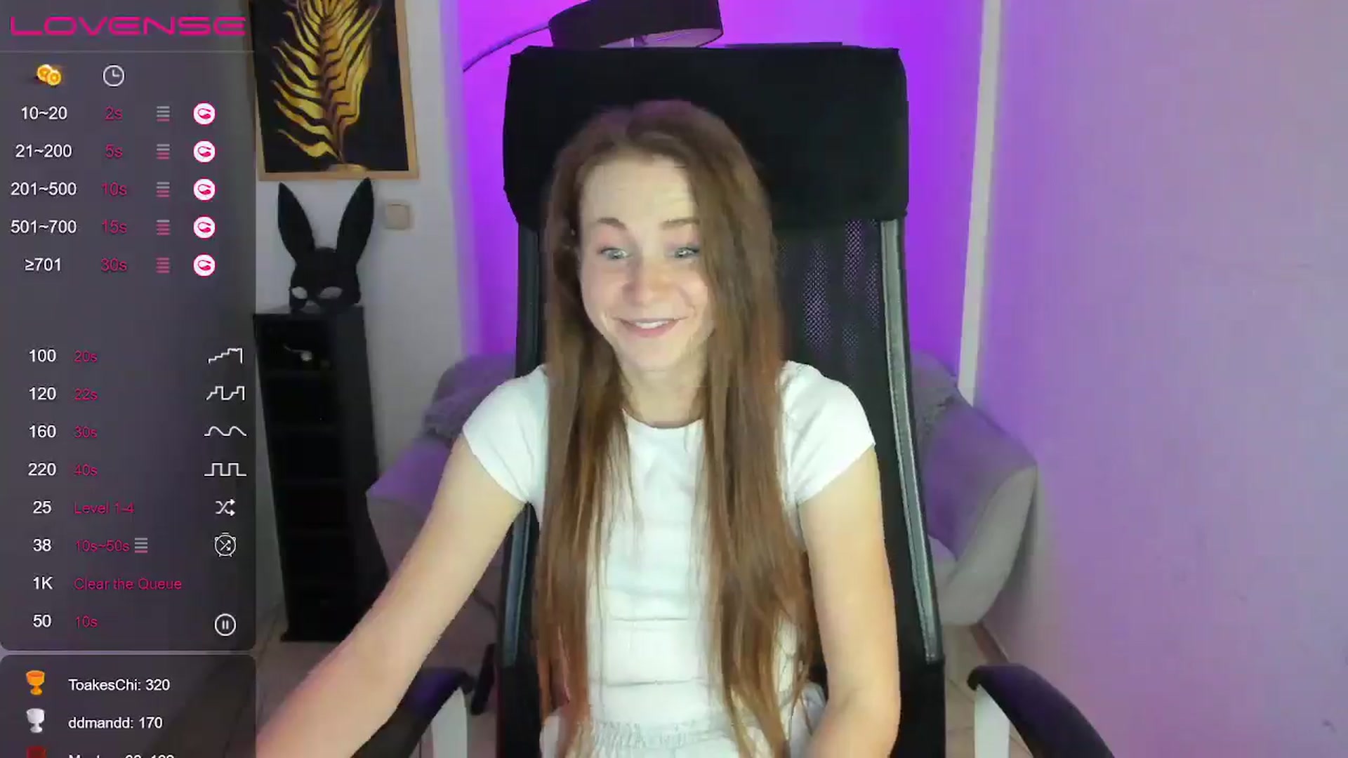 Gallery image thumbnail from Moonshinee's myfreecams stream on, 12/13/2024, 17:16 image 12 of 20