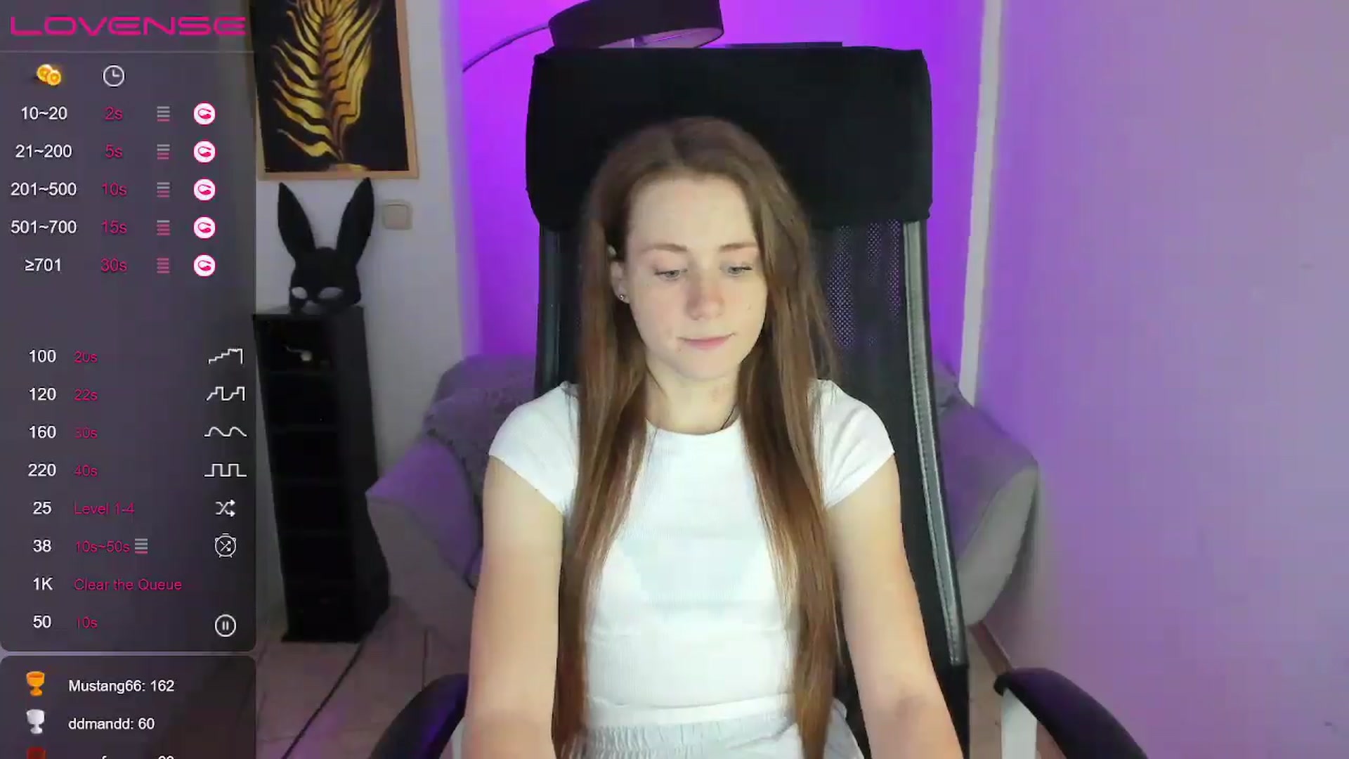 Gallery image thumbnail from Moonshinee's myfreecams stream on, 12/13/2024, 17:16 image 2 of 20