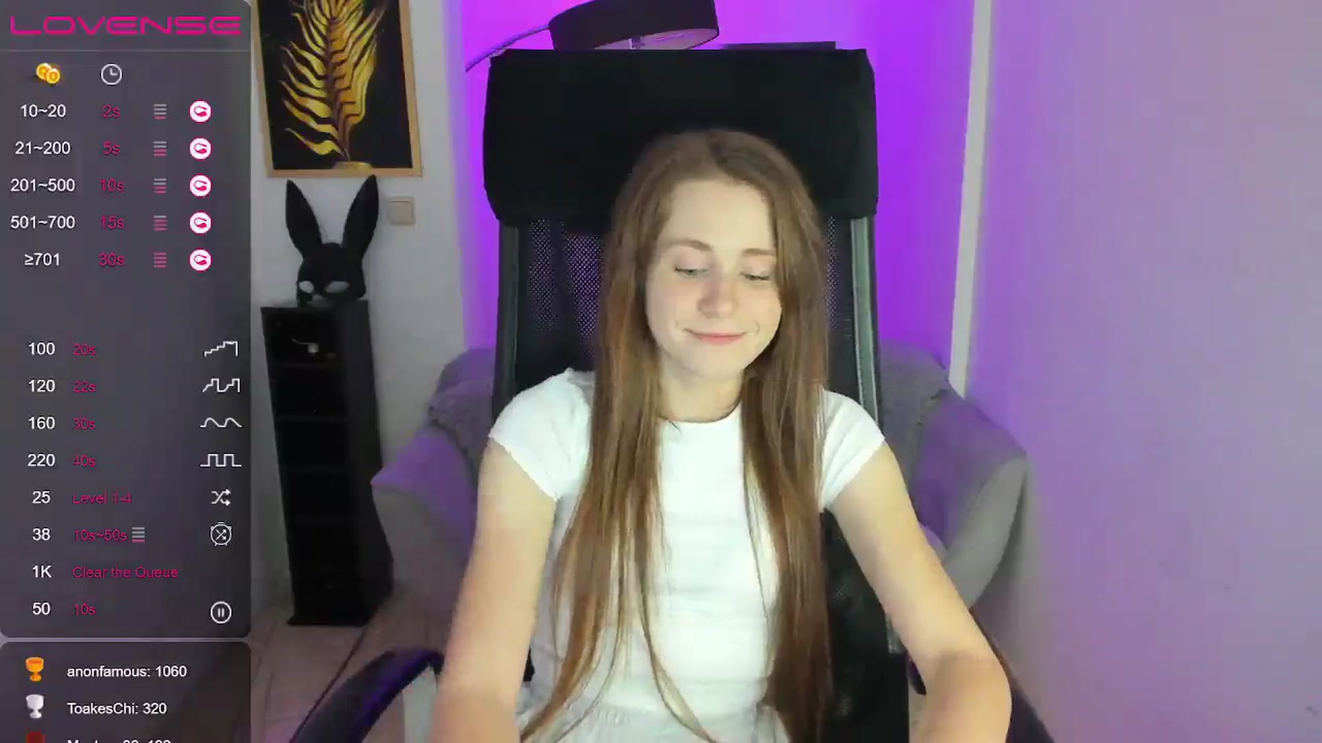 Gallery image thumbnail from Moonshinee's myfreecams stream on, 12/13/2024, 18:05 image 14 of 20