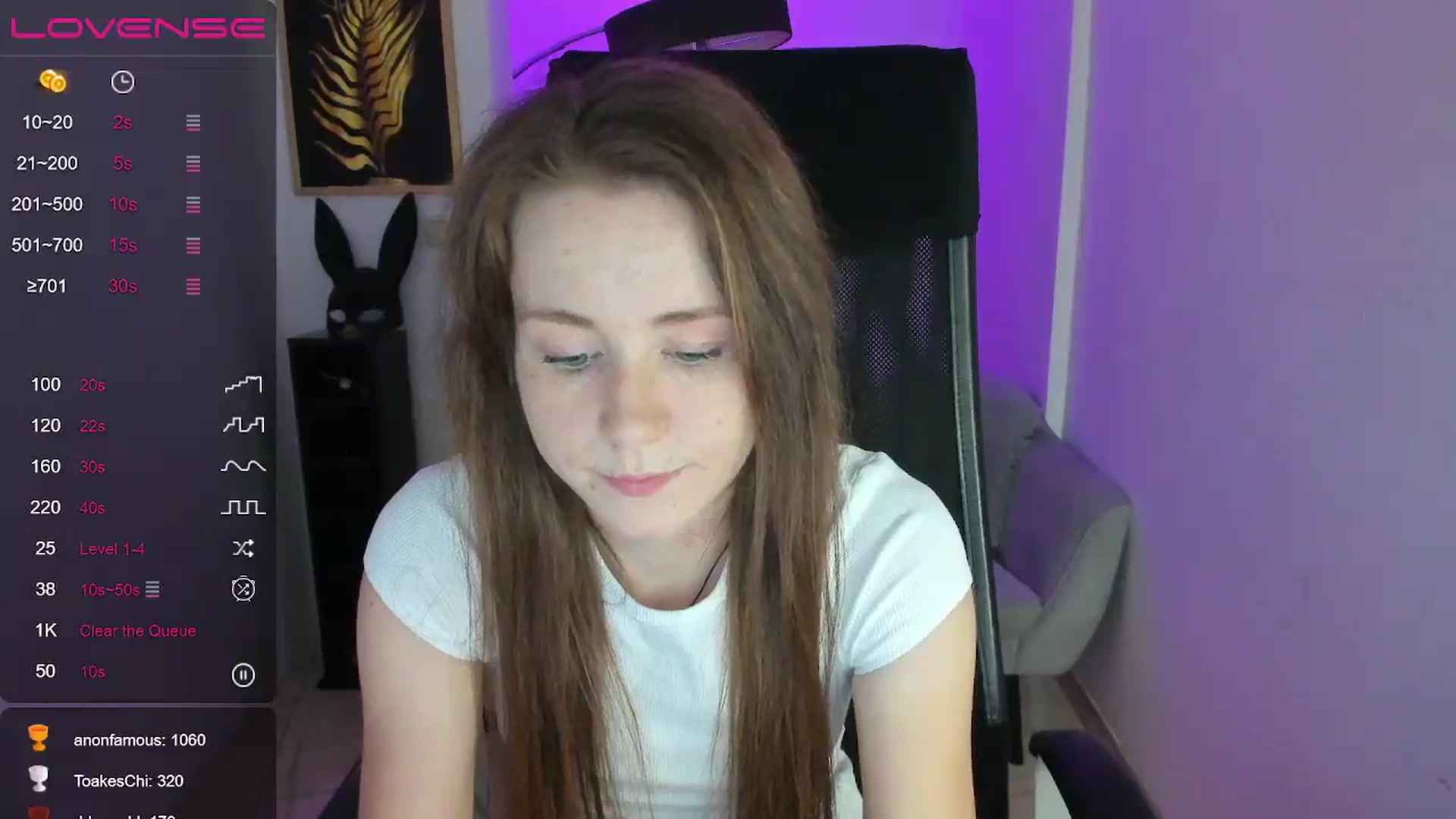 Gallery image thumbnail from Moonshinee's myfreecams stream on, 12/13/2024, 18:05 image 2 of 20