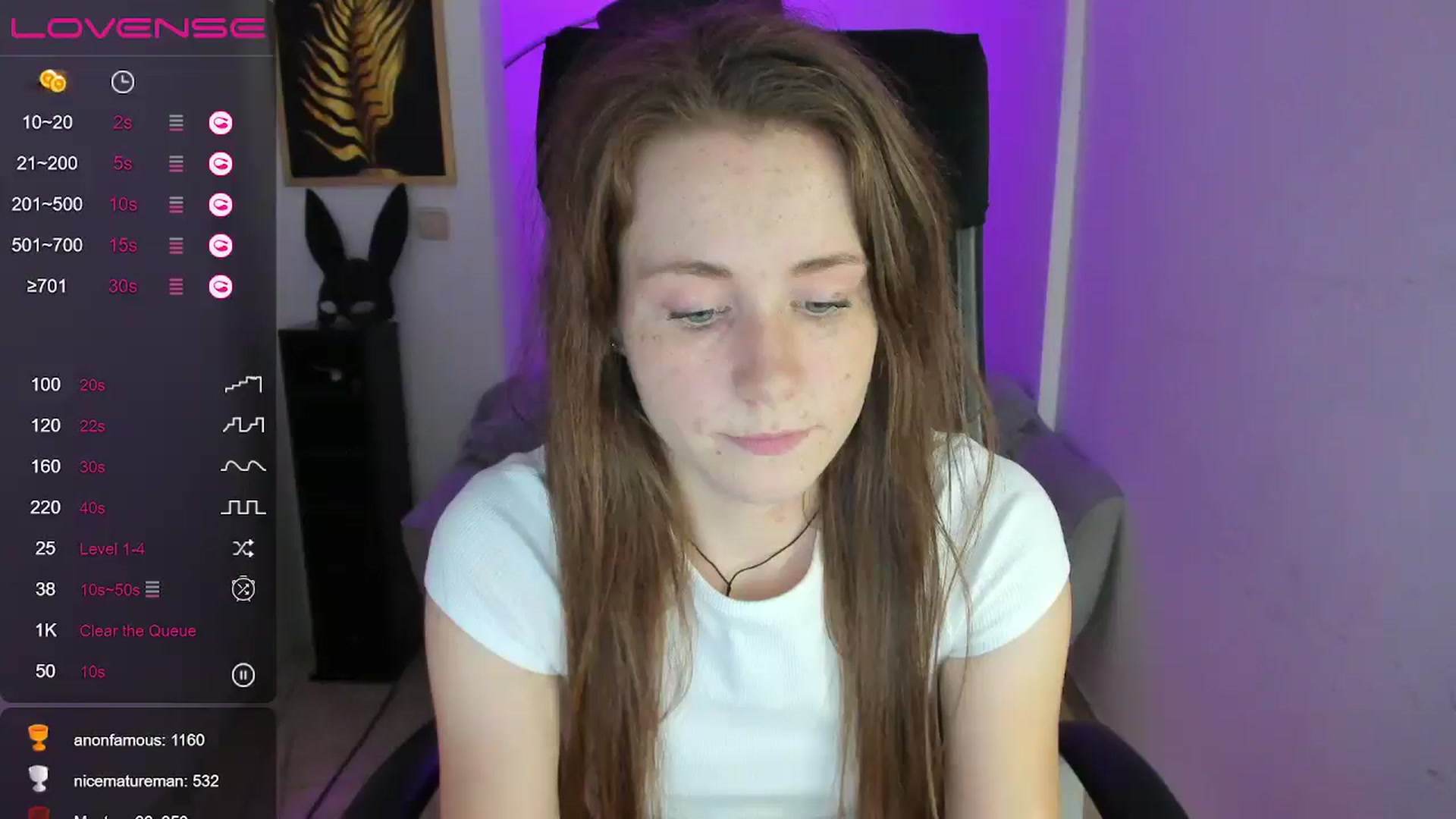 Gallery image thumbnail from Moonshinee's myfreecams stream on, 12/13/2024, 20:09 image 6 of 20