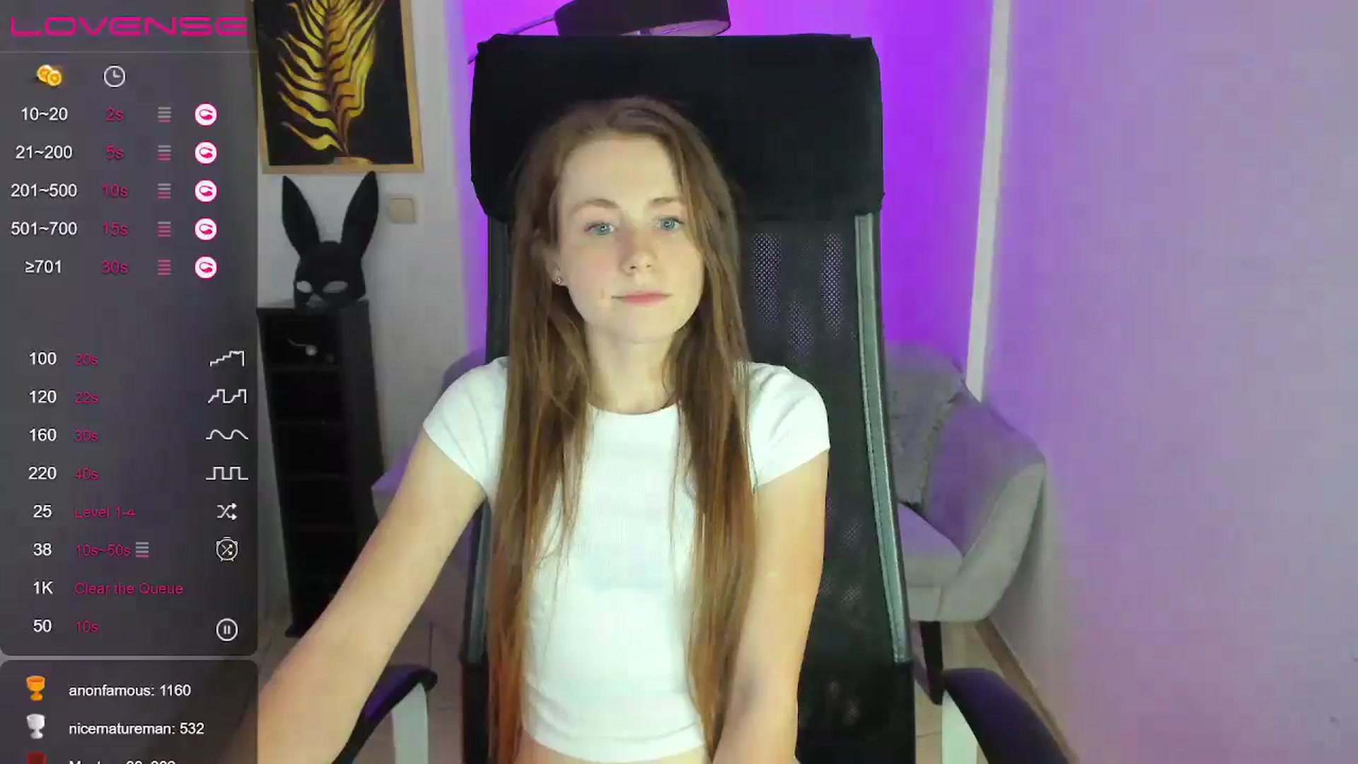Gallery image thumbnail from Moonshinee's myfreecams stream on, 12/13/2024, 20:57 image 18 of 20