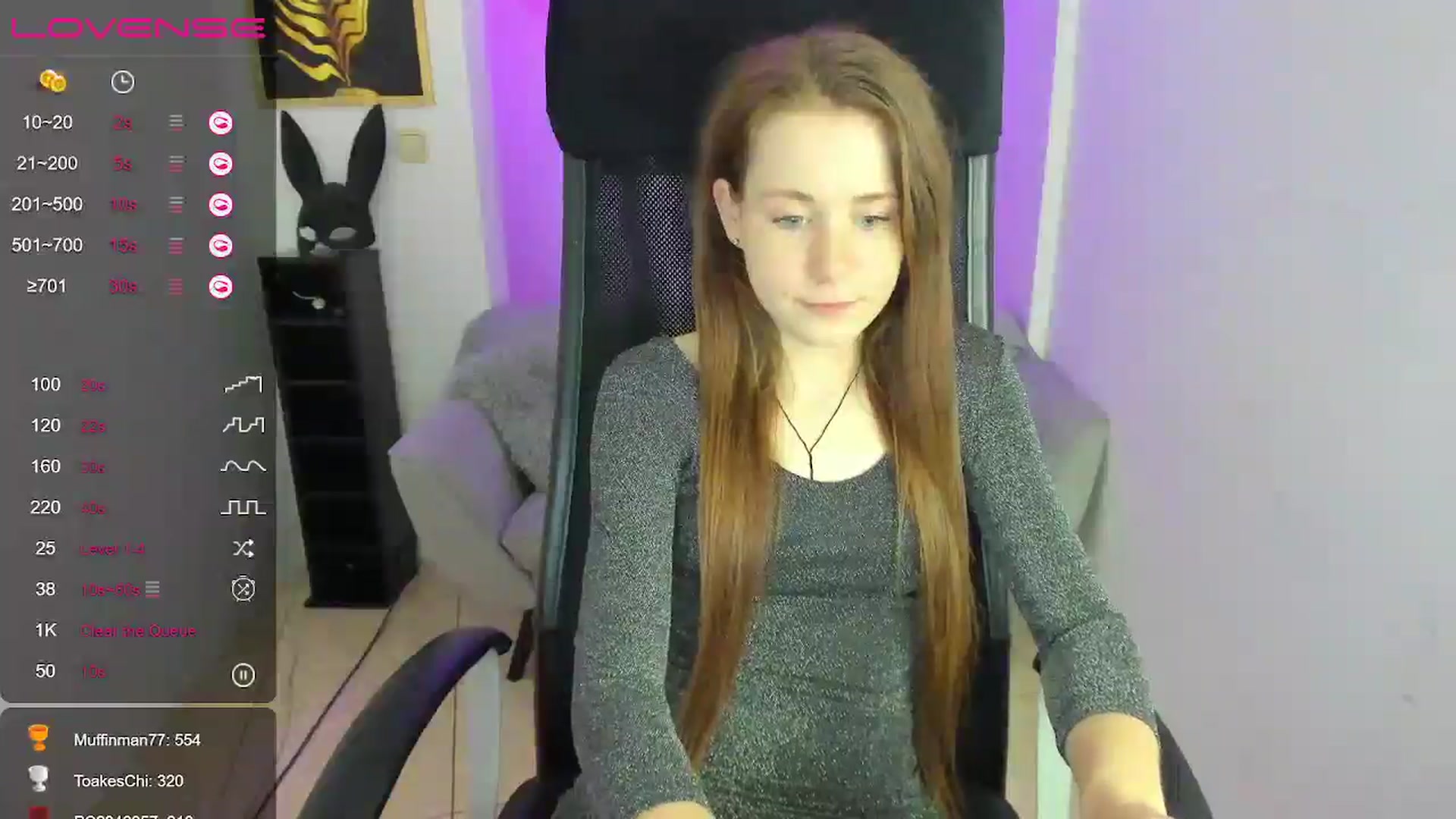 Gallery image thumbnail from Moonshinee's myfreecams stream on, 12/14/2024, 17:35 image 6 of 20